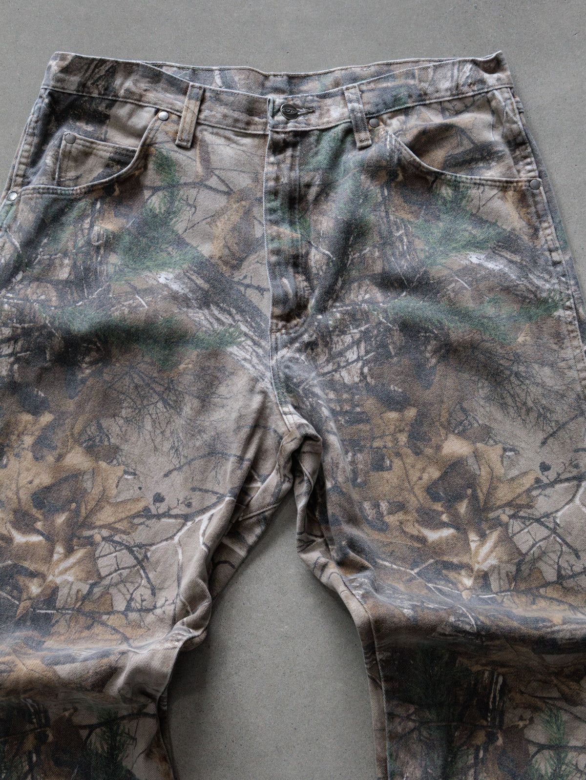 Vintage 90s Brown Realtree Camo Wrangler Pants (W36)