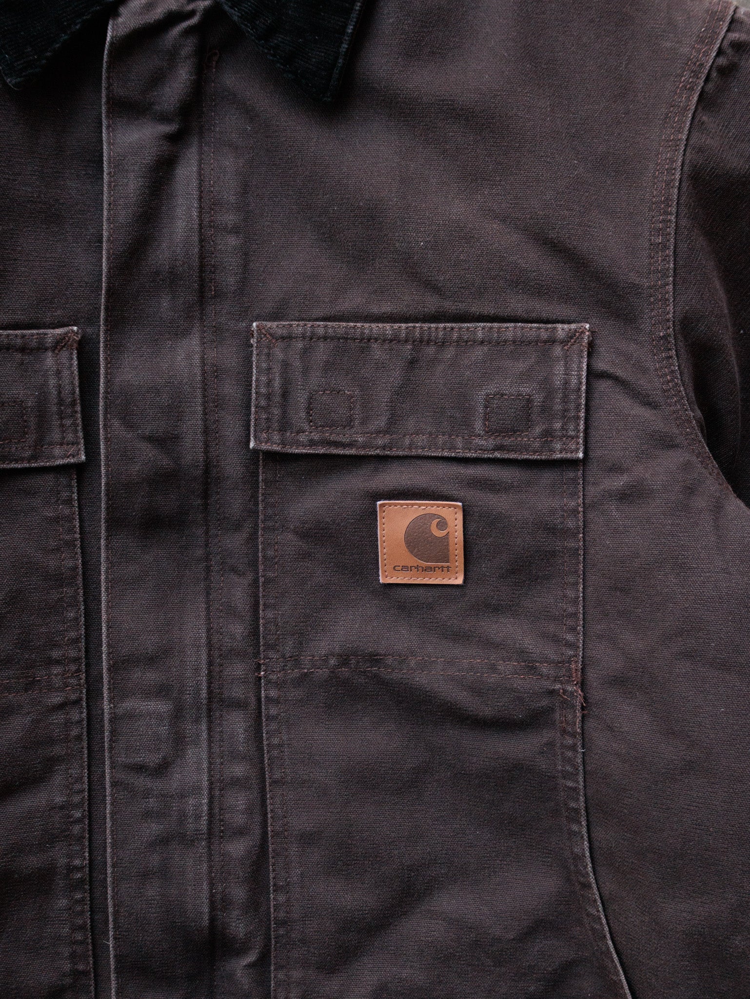 Vintage 2006 Carhartt C26 DKB 'Dark Brown' Traditional Coat (L)