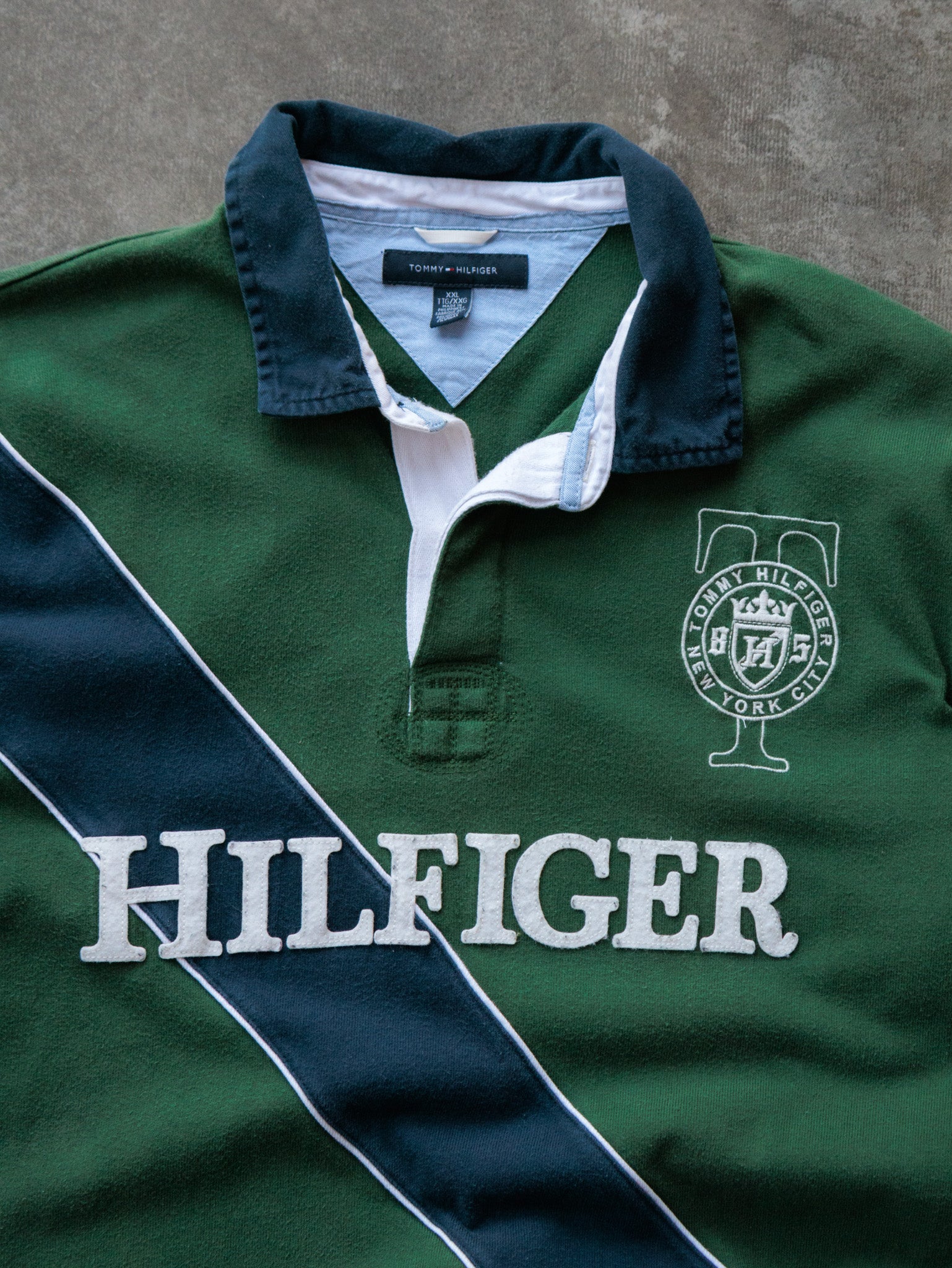 Vintage 00s Green Tommy Hilfiger Rugby Shirt (2XL)