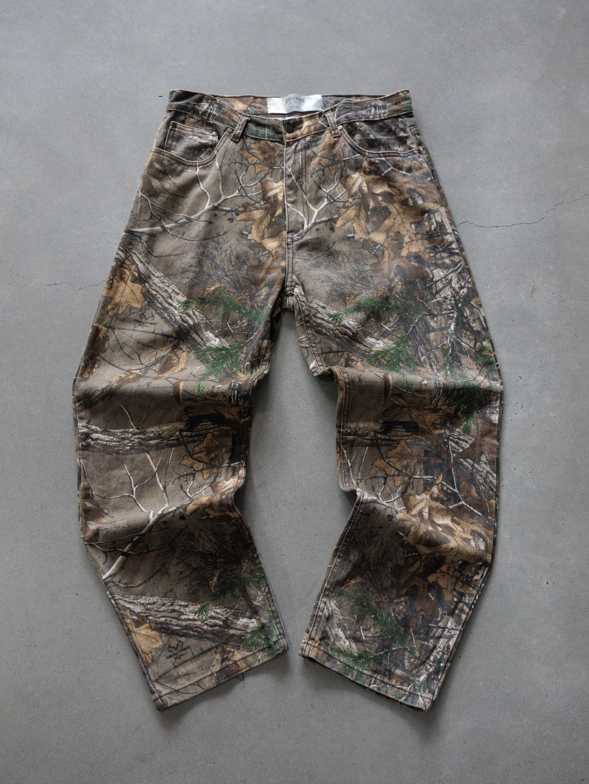 Vintage Brown Realtree Camo Pants (W34)