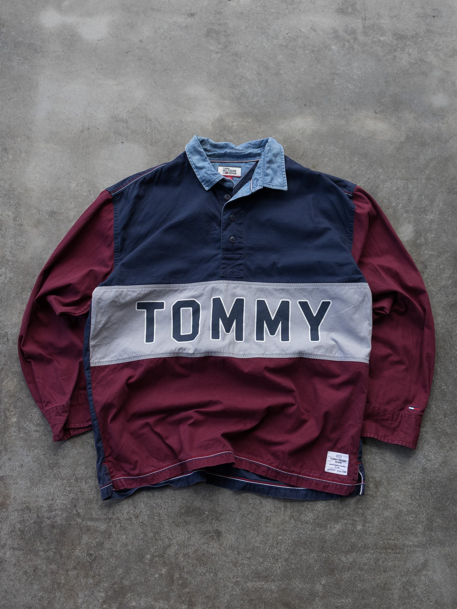 Vintage 00s Tommy Hilfiger Denim Spell Out Long Sleeve Polo (L)