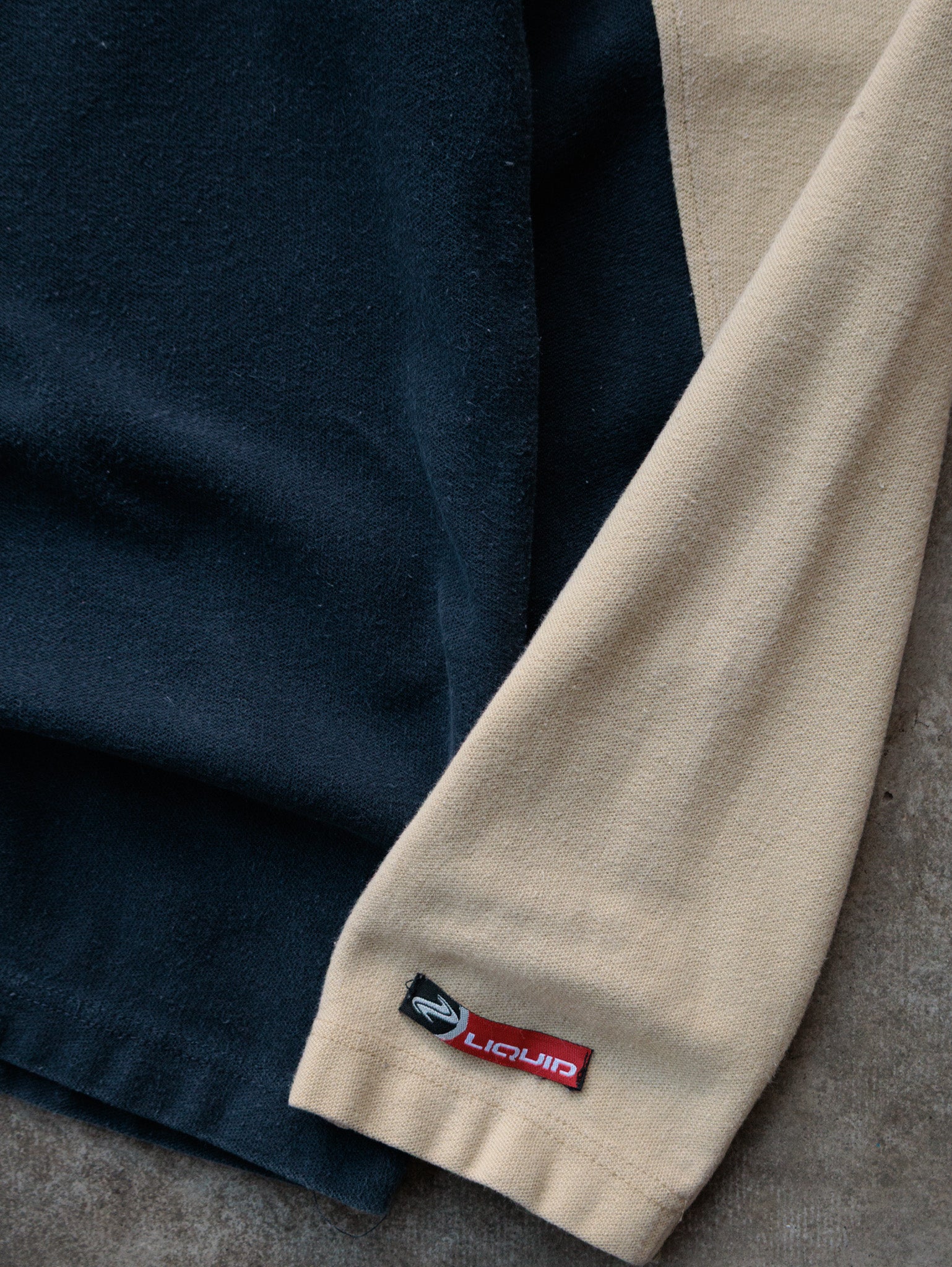 Vintage 00s Navy Liquid Boardwear Colourblock Long Sleeve Tee (-)