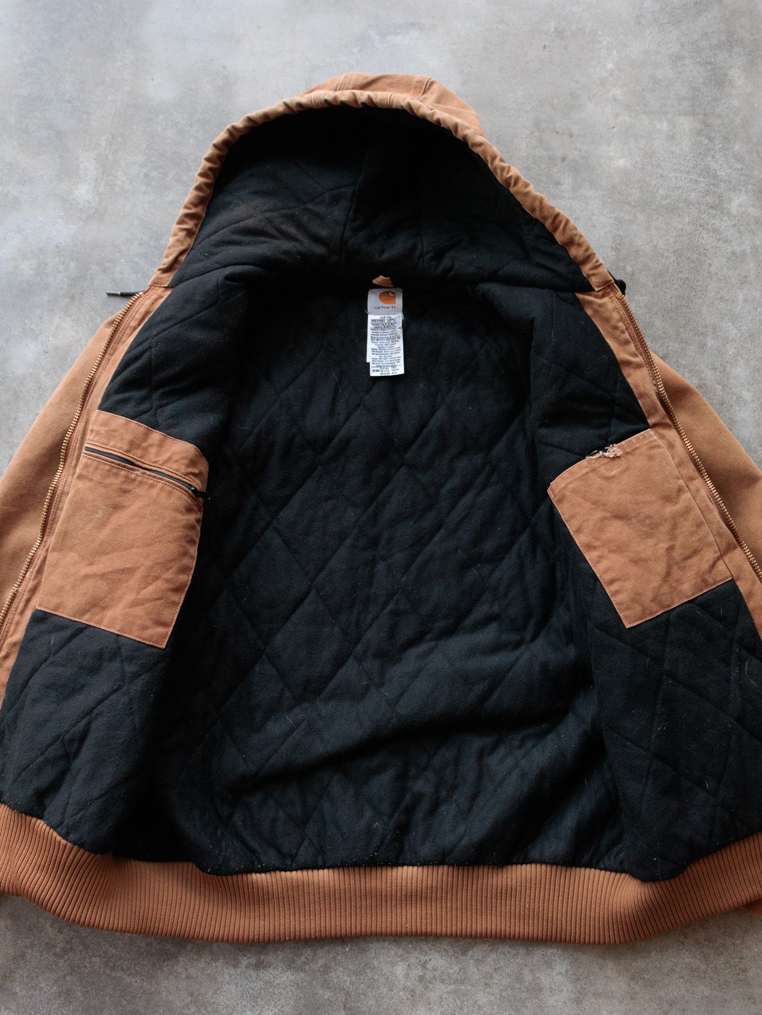Vintage 2005 Carhartt J130 BRN 'Brown' Active Jacket (L)