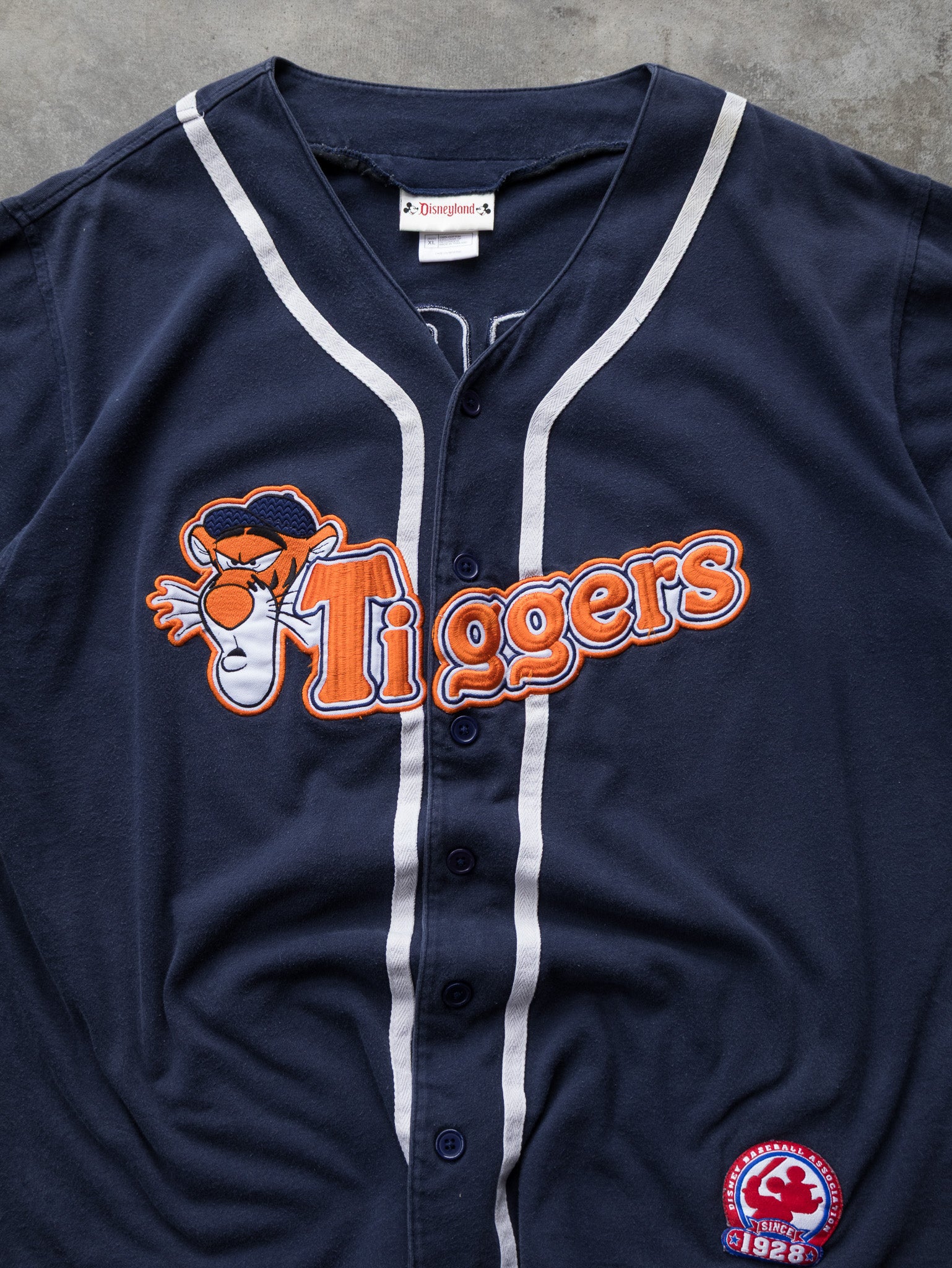 Vintage 00s Navy Disneyland Tigger Baseball Jersey (XL)
