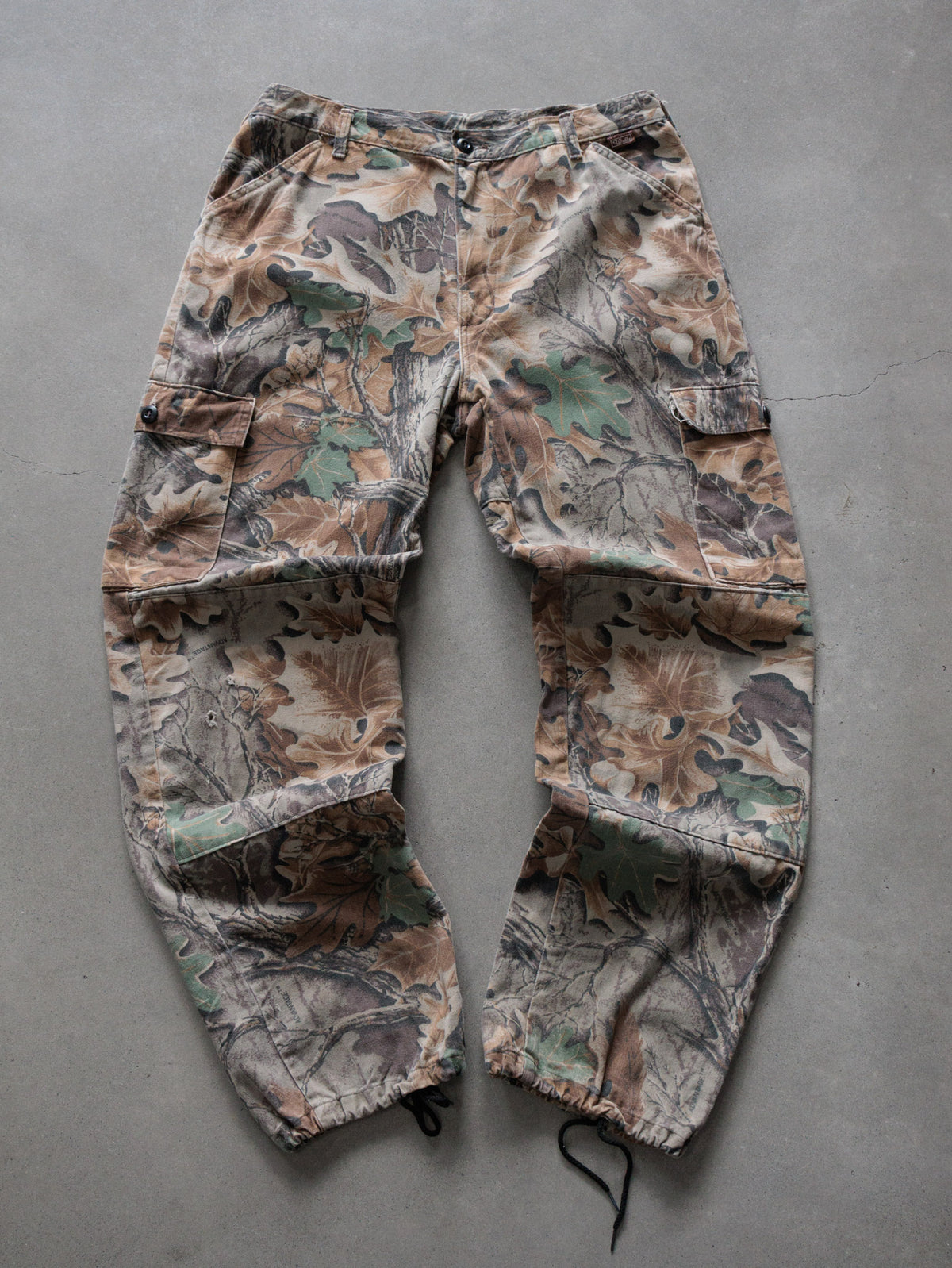 Vintage 90s Brown Advantage Camo Walls Cargo Pants (W38)