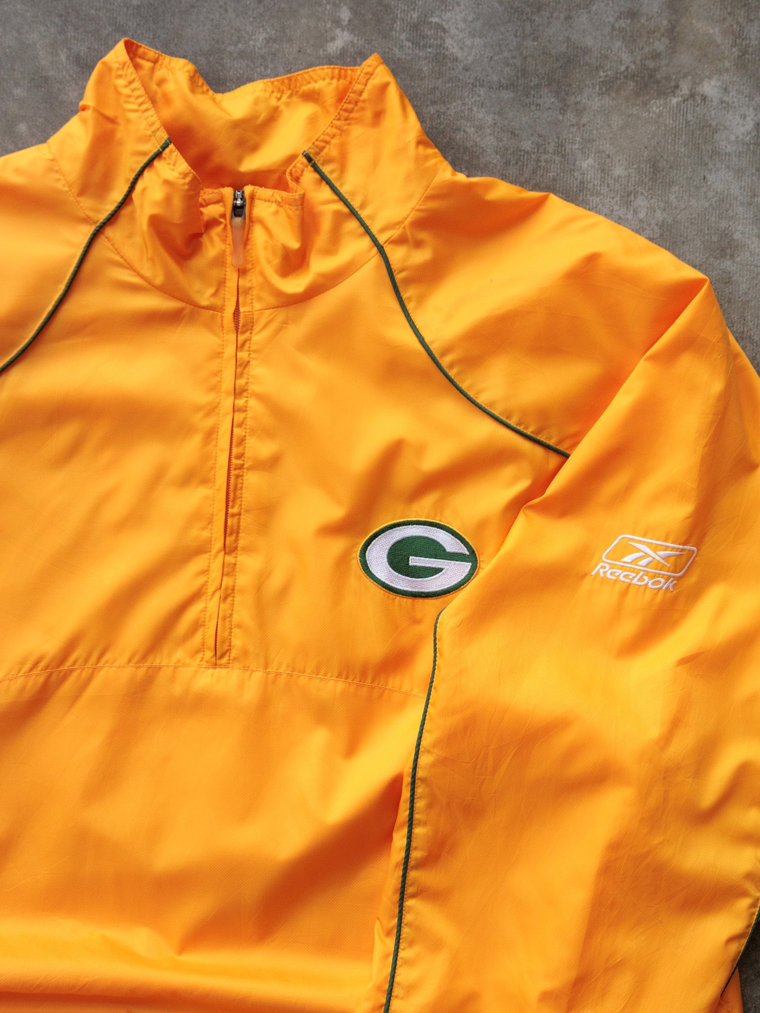 Vintage 00s Yellow Green Bay Packers Reebok Windbreaker (XL)