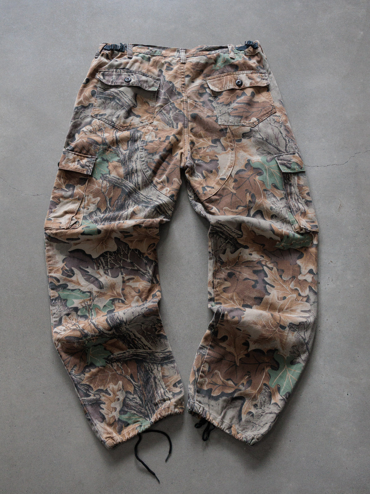 Vintage 90s Brown Advantage Camo Walls Cargo Pants (W38)