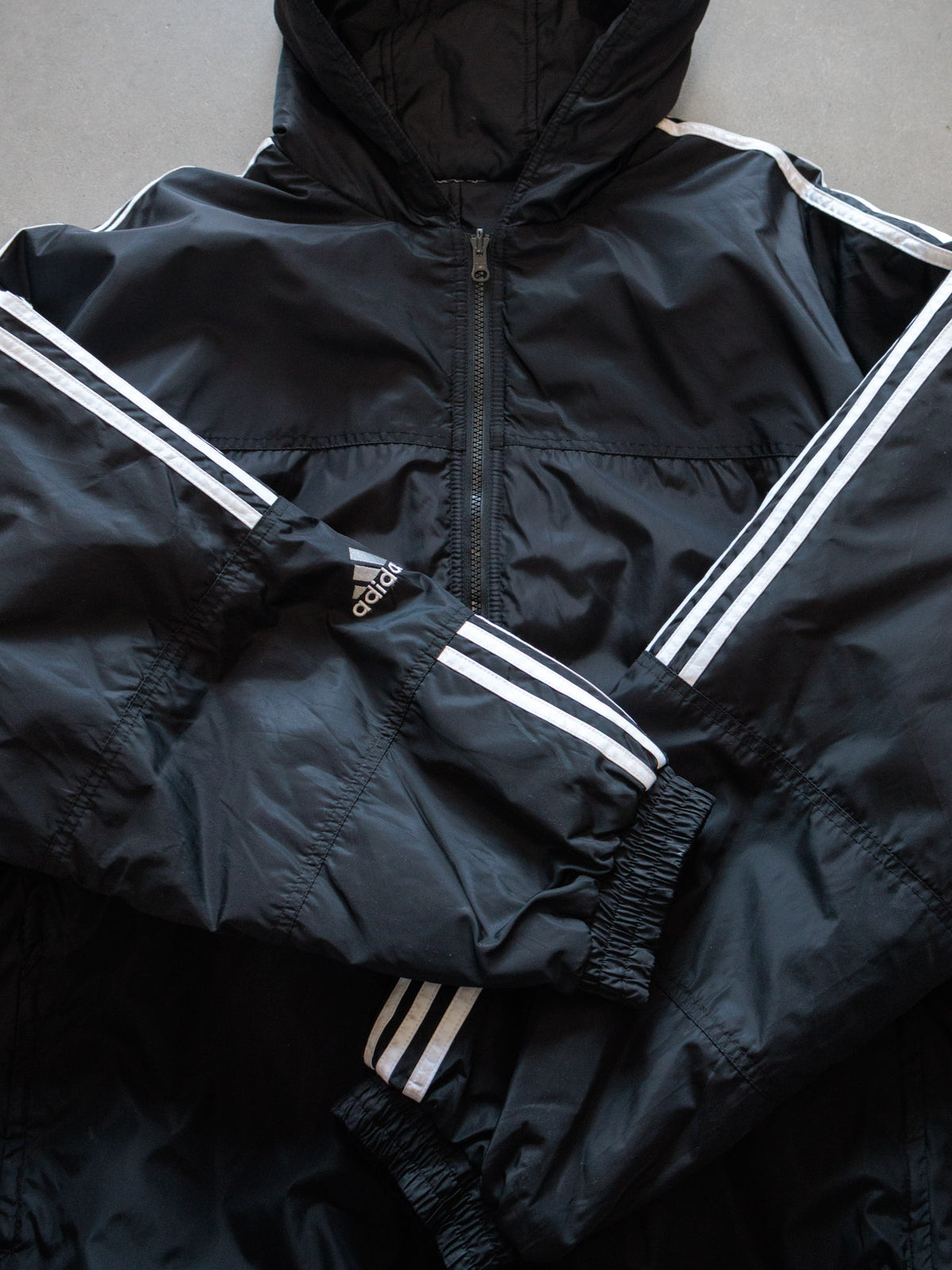 Vintage Black & Brown Adidas Reversible Fleece Jacket (-)