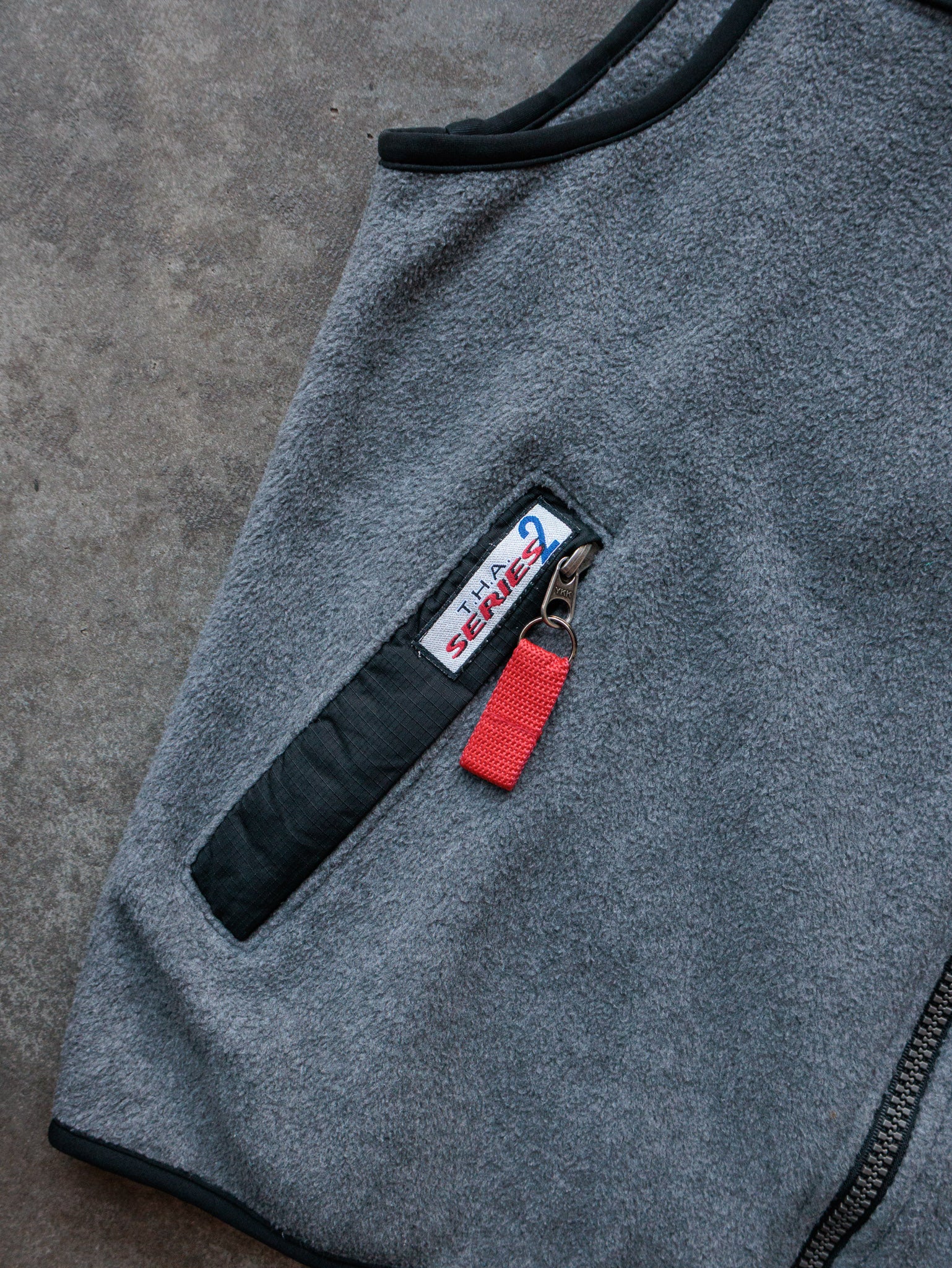 Vintage 90s Grey Tommy Hilfiger Athletic Gear Fleece Vest (M)