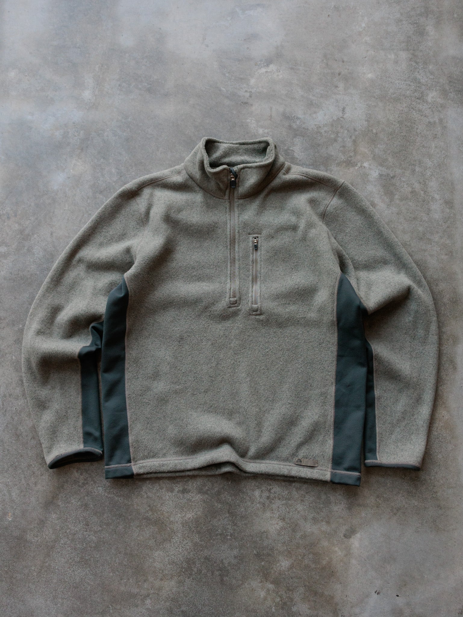 Vintage 00s Sage Green Nike ACG Fleece Jacket (M)