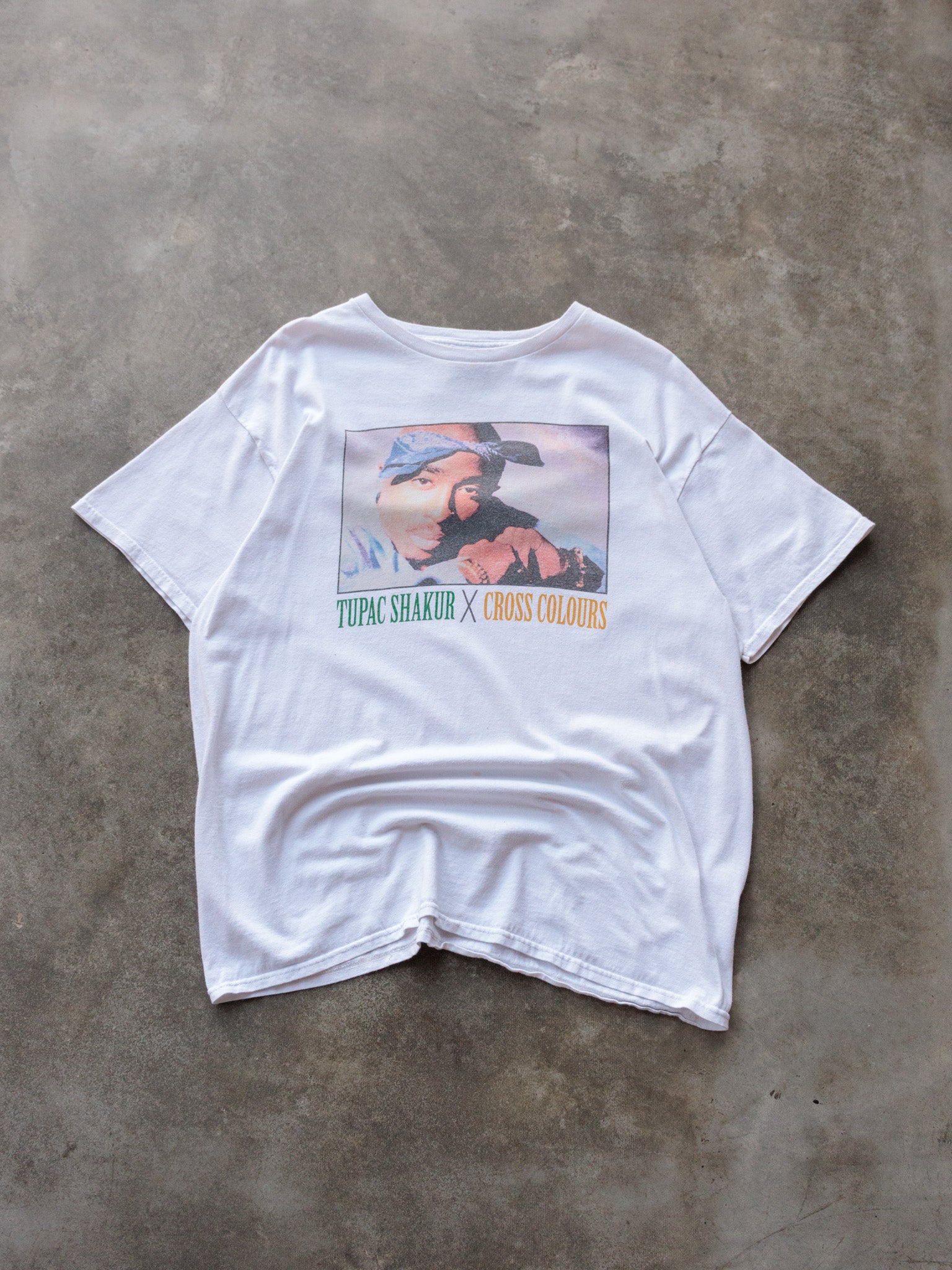 Vintage White Tupac Shakur X Cross Colours Tee (L)