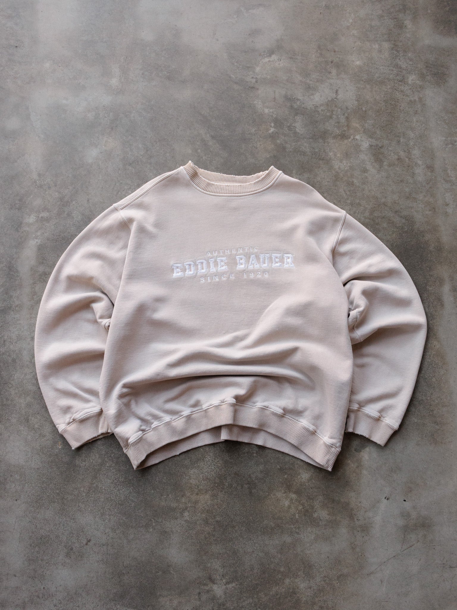 Vintage Beige Eddie Bauer Sweatshirt (L)