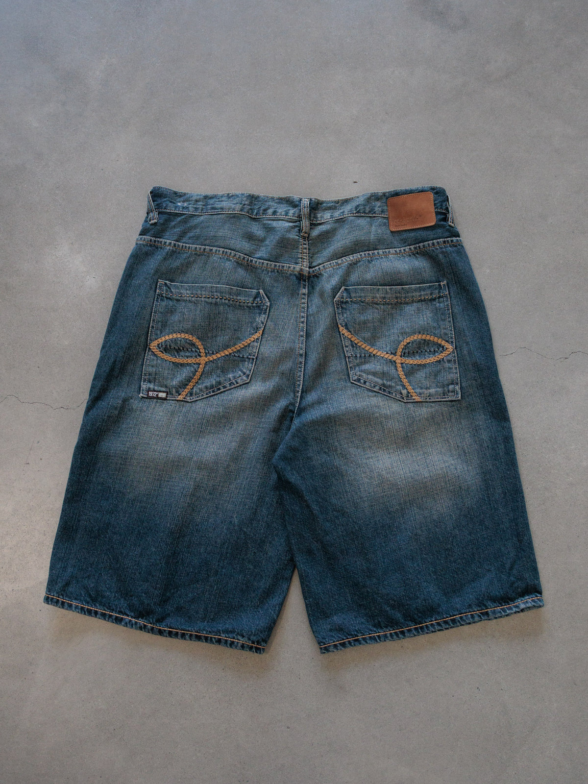 Vintage 00s Blue Ecko Unltd Denim Shorts (W36)