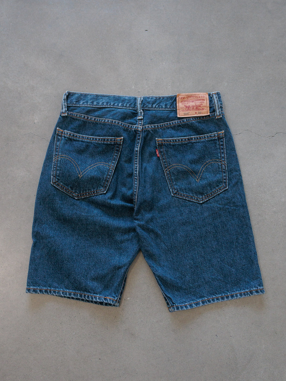 Vintage Blue Levi's 505 Denim Shorts (W32)