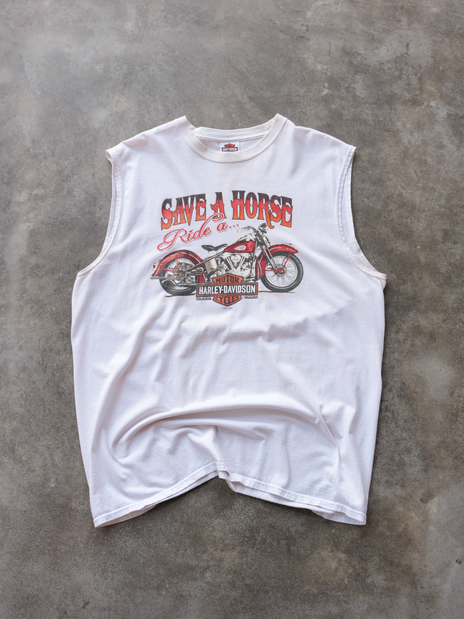 Vintage White Harley-Davidson Calgary Tank (XL)