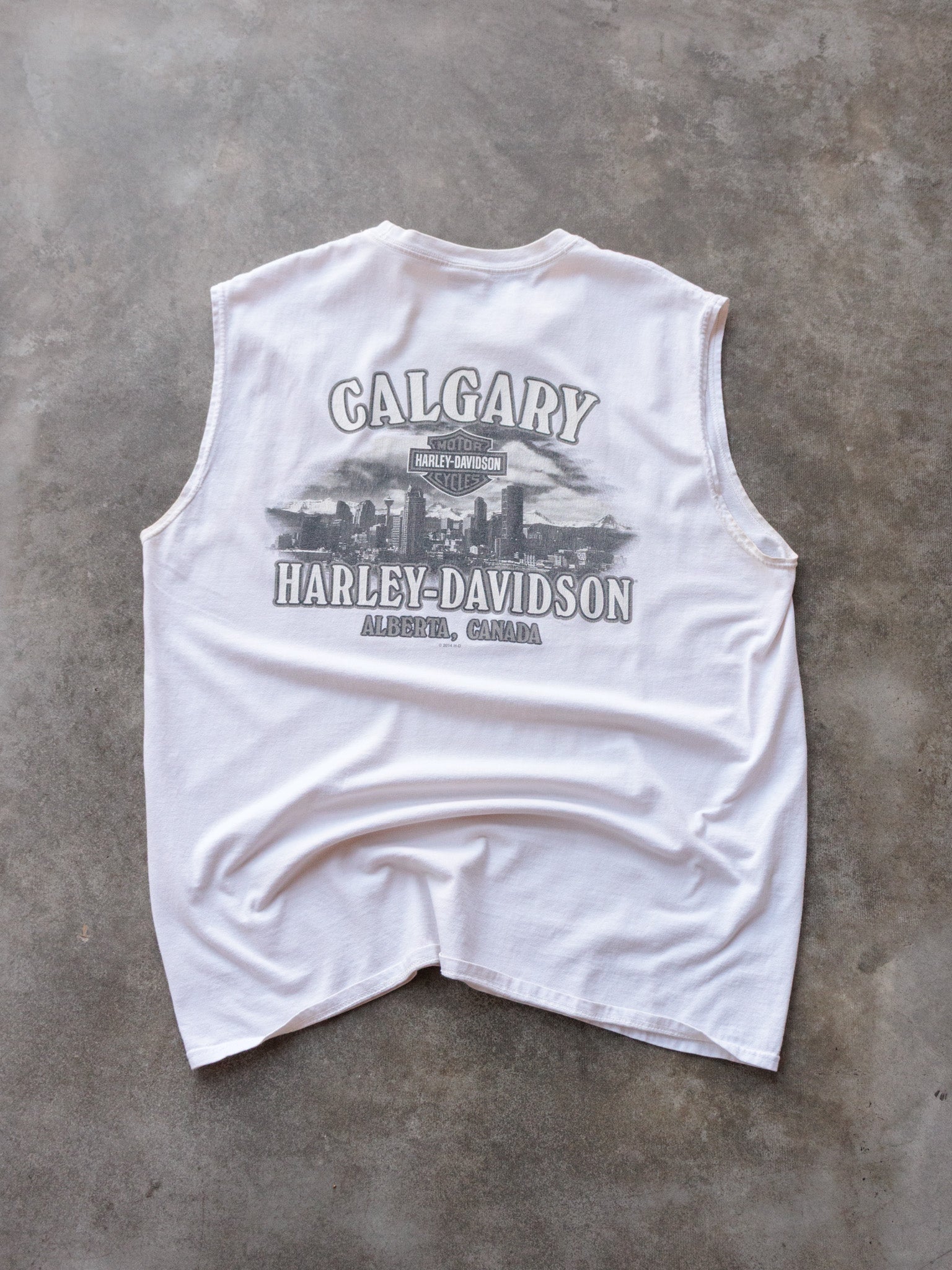 Vintage White Harley-Davidson Calgary Tank (XL)