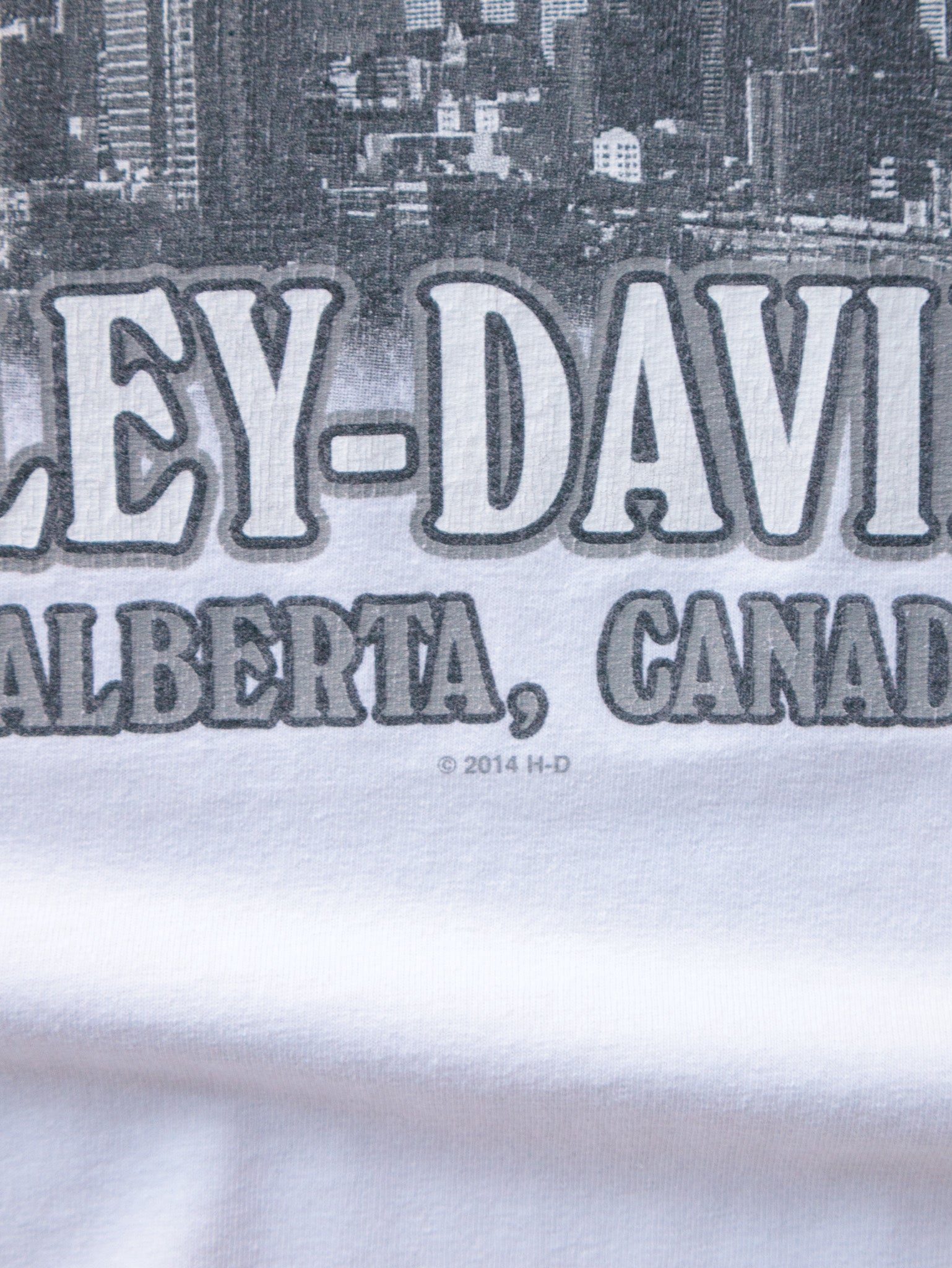 Vintage White Harley-Davidson Calgary Tank (XL)