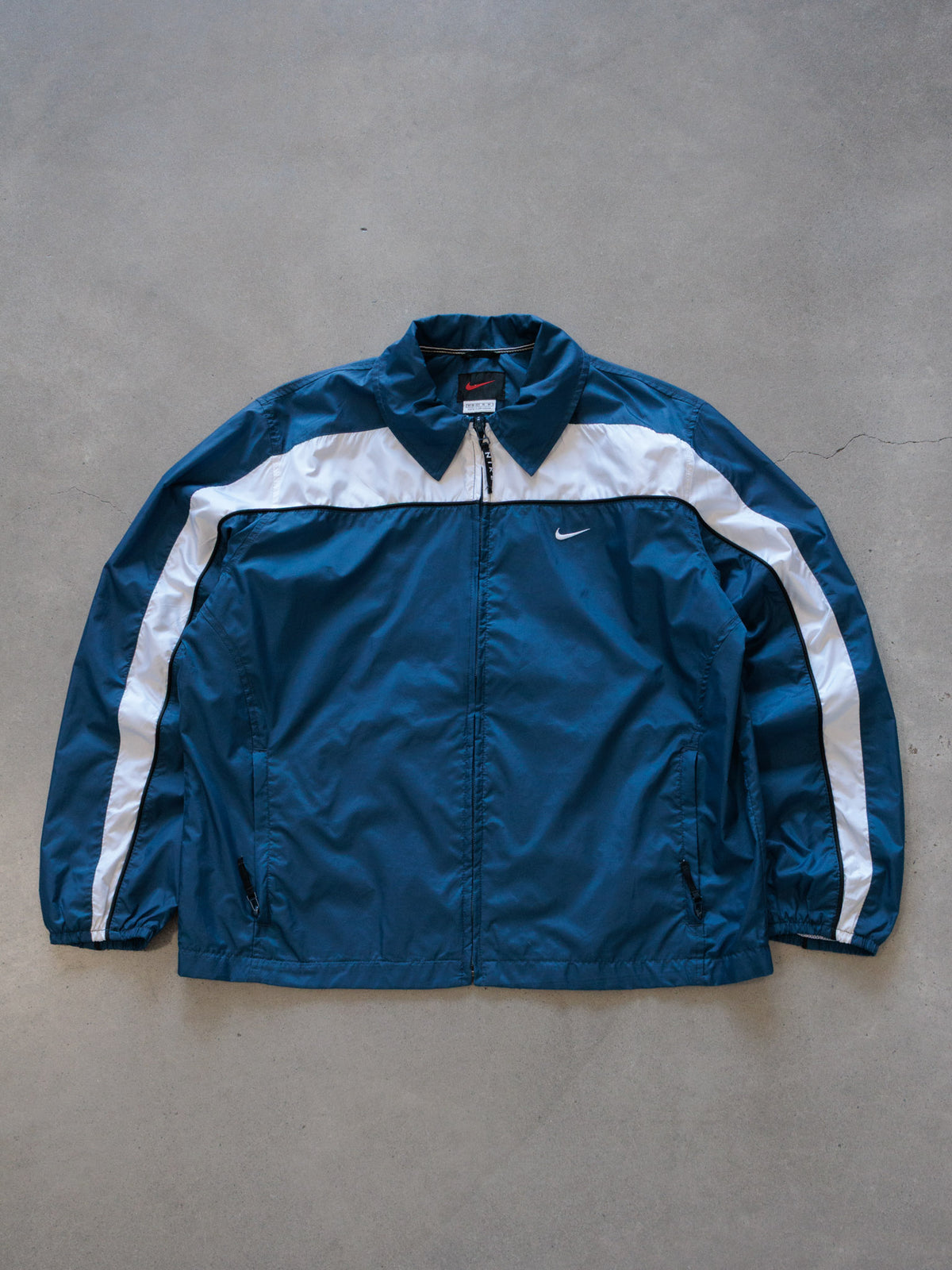Vintage 90s Navy Nike Colourblock Windbreaker (Women's M)