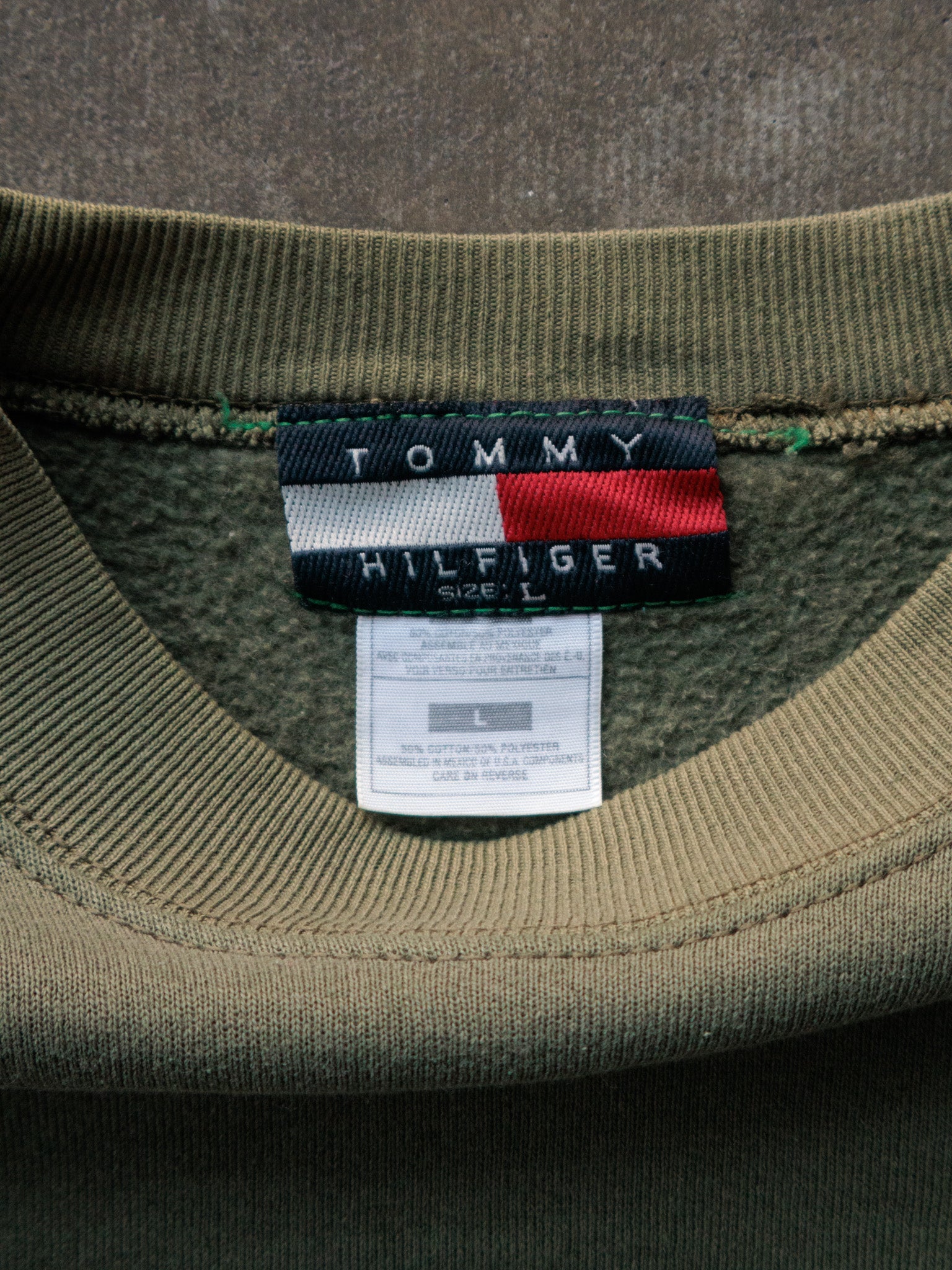 Vintage 90s Green Tommy Hilfiger Sweatshirt (L)