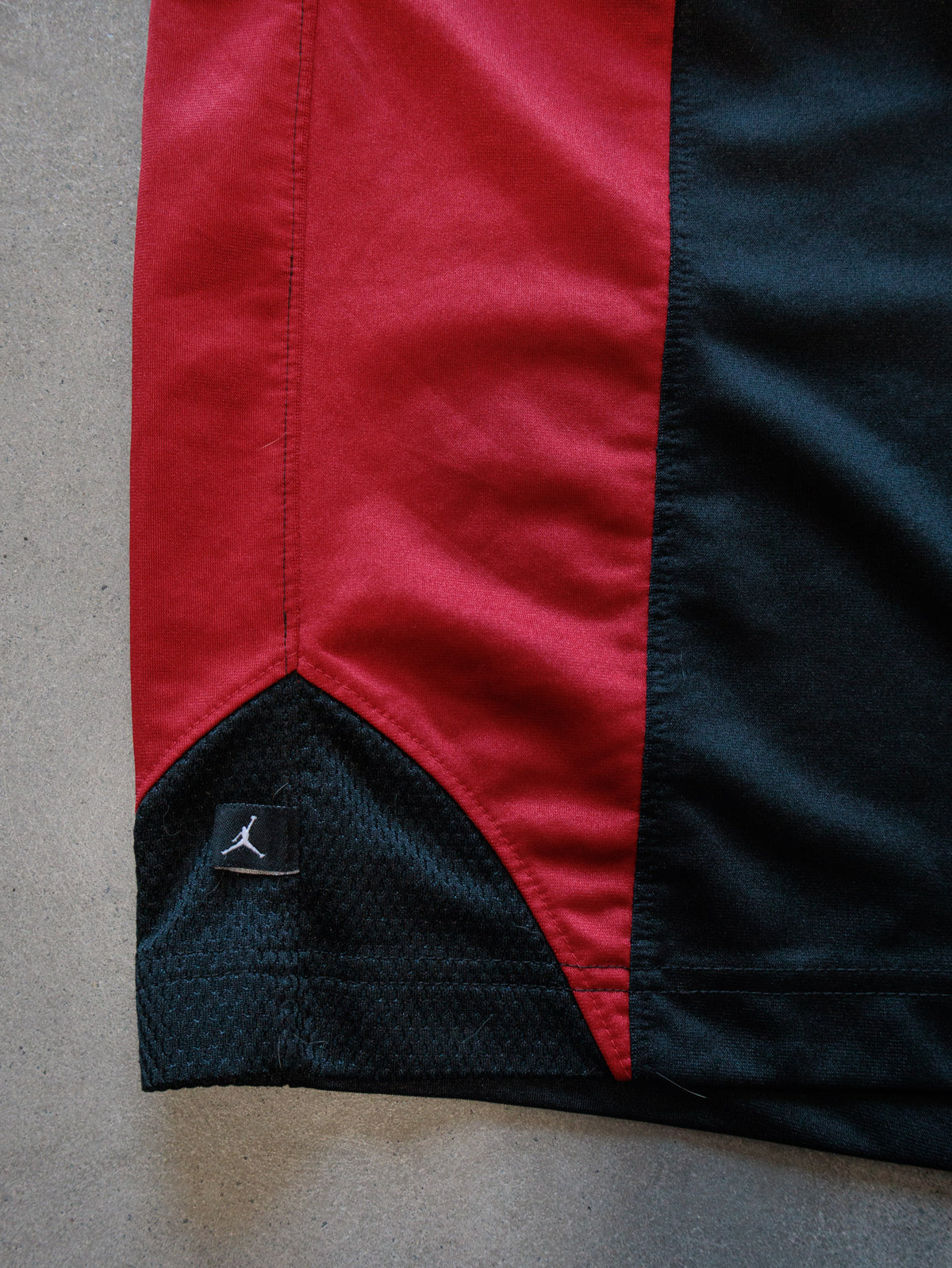 Vintage 00s Black Jordan Basketball Shorts (M)