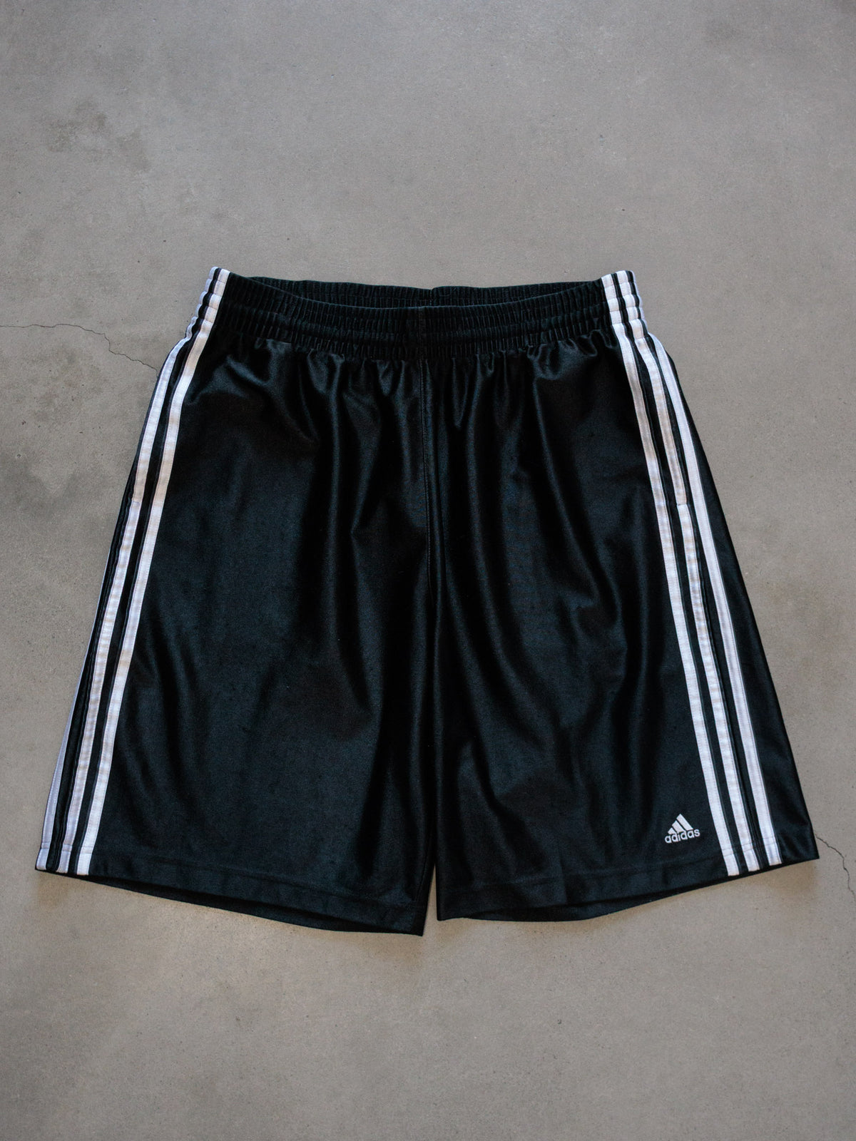 Vintage 00s Green Adidas Shorts (XL)