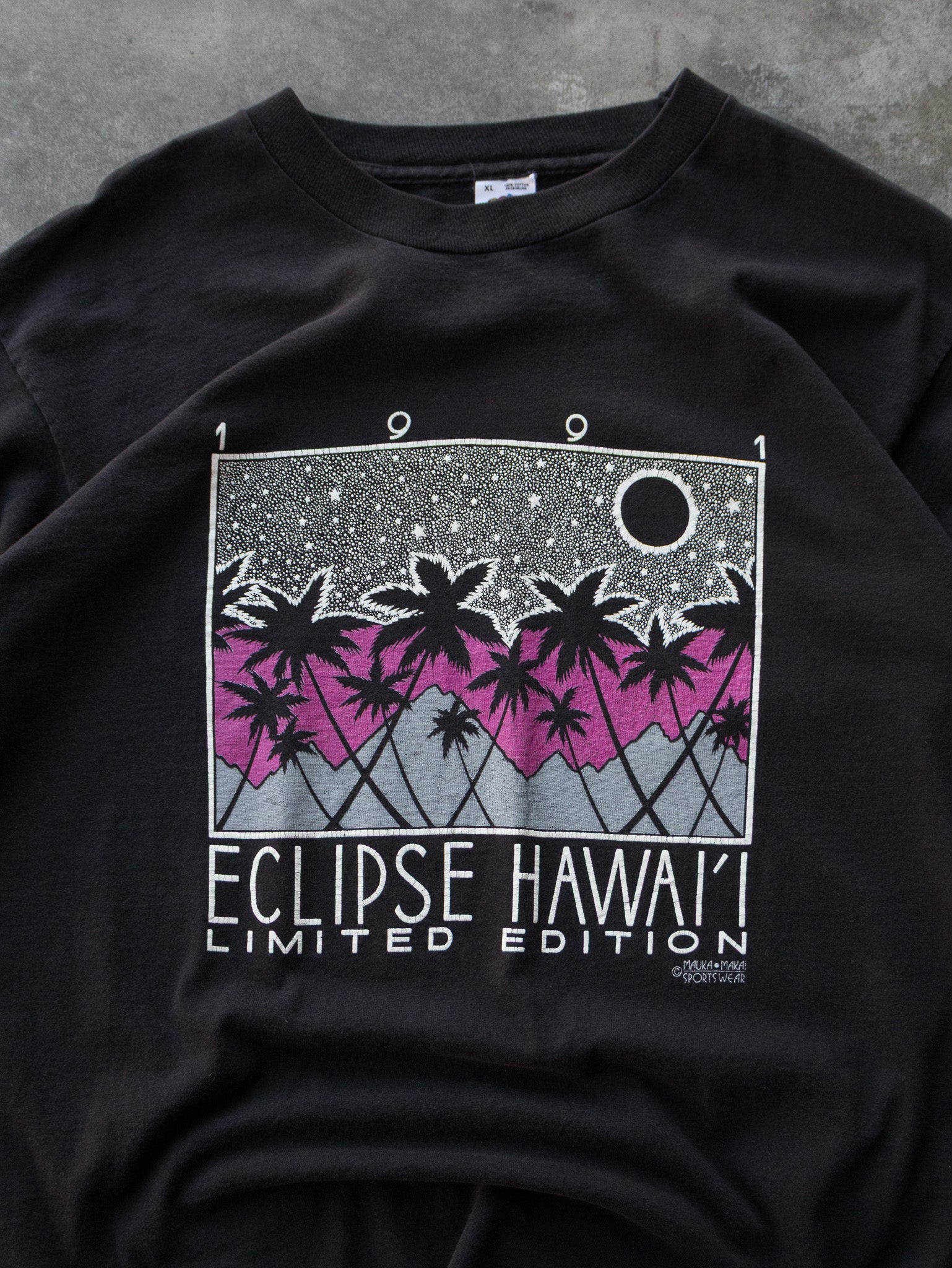 Vintage 1991 Solar Eclipse Hawai'i Tee (XL)