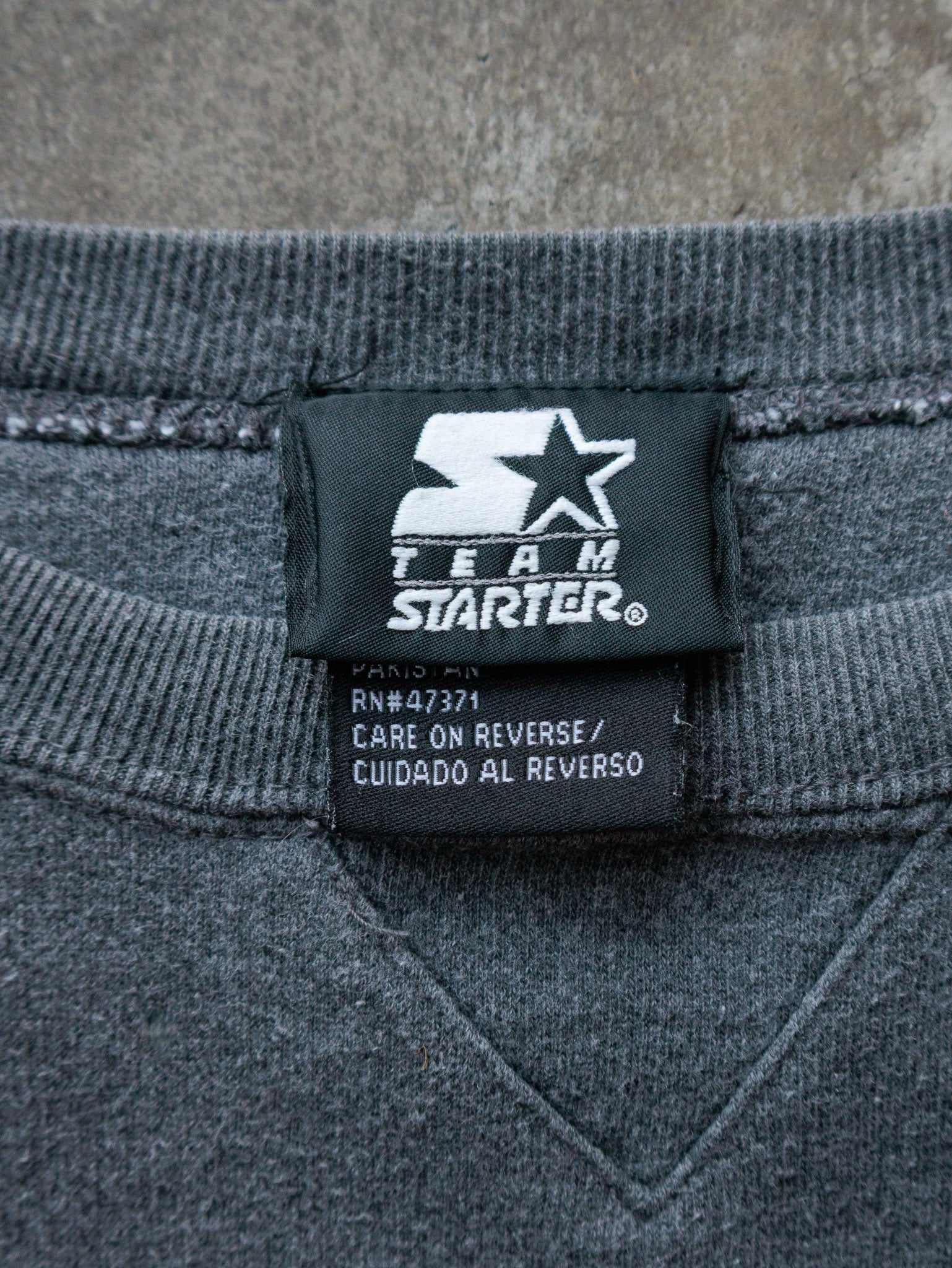 Vintage 00s Grey Starter Oklahoma State Sweatshirt (XL)