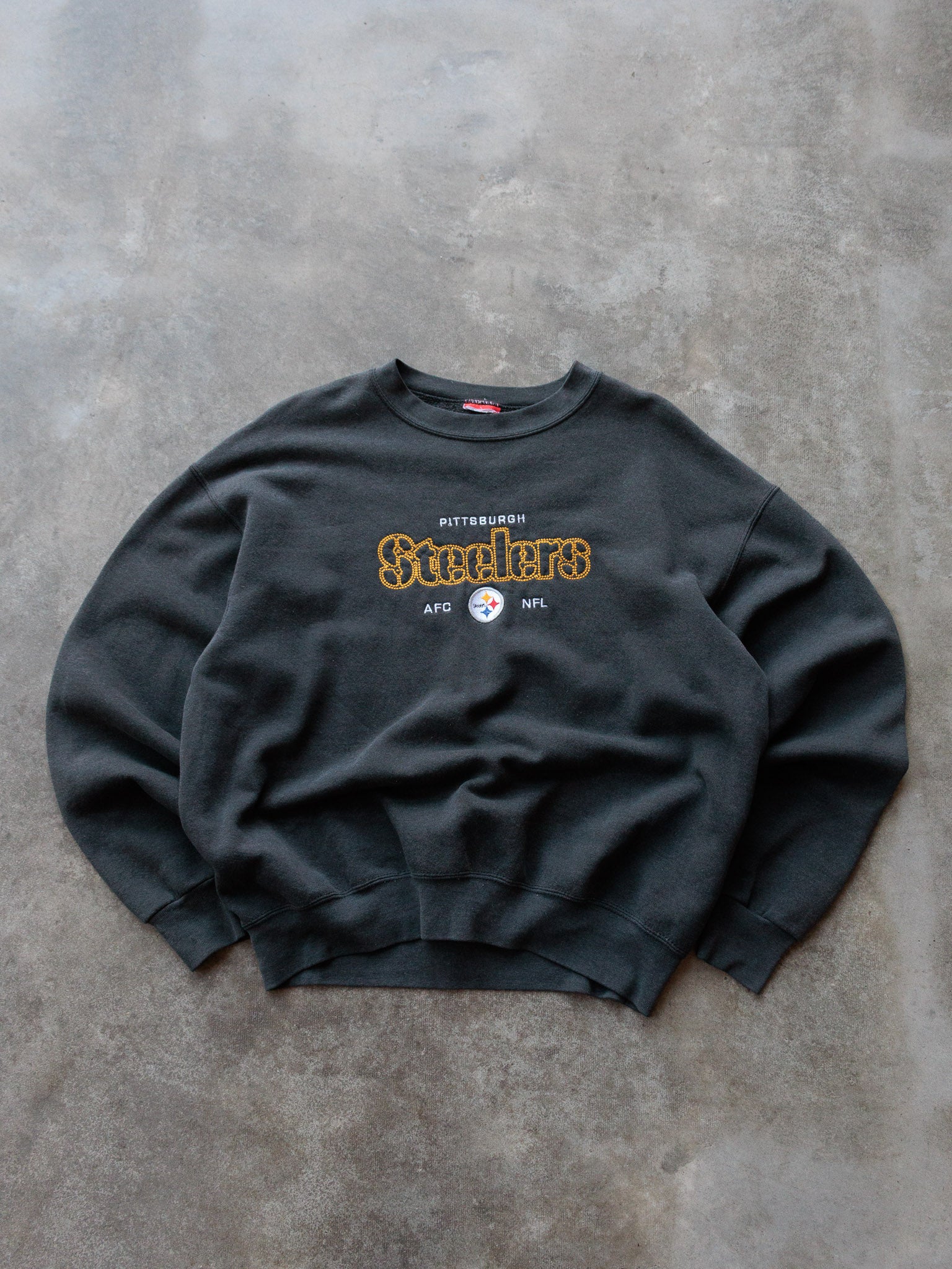 Vintage Black Pittsburgh Steelers Sweatshirt (XL)