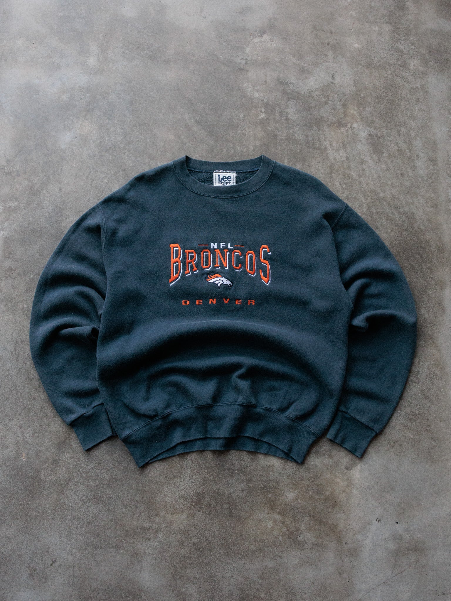 Vintage 90s Navy Lee Denver Broncos Sweatshirt (M)