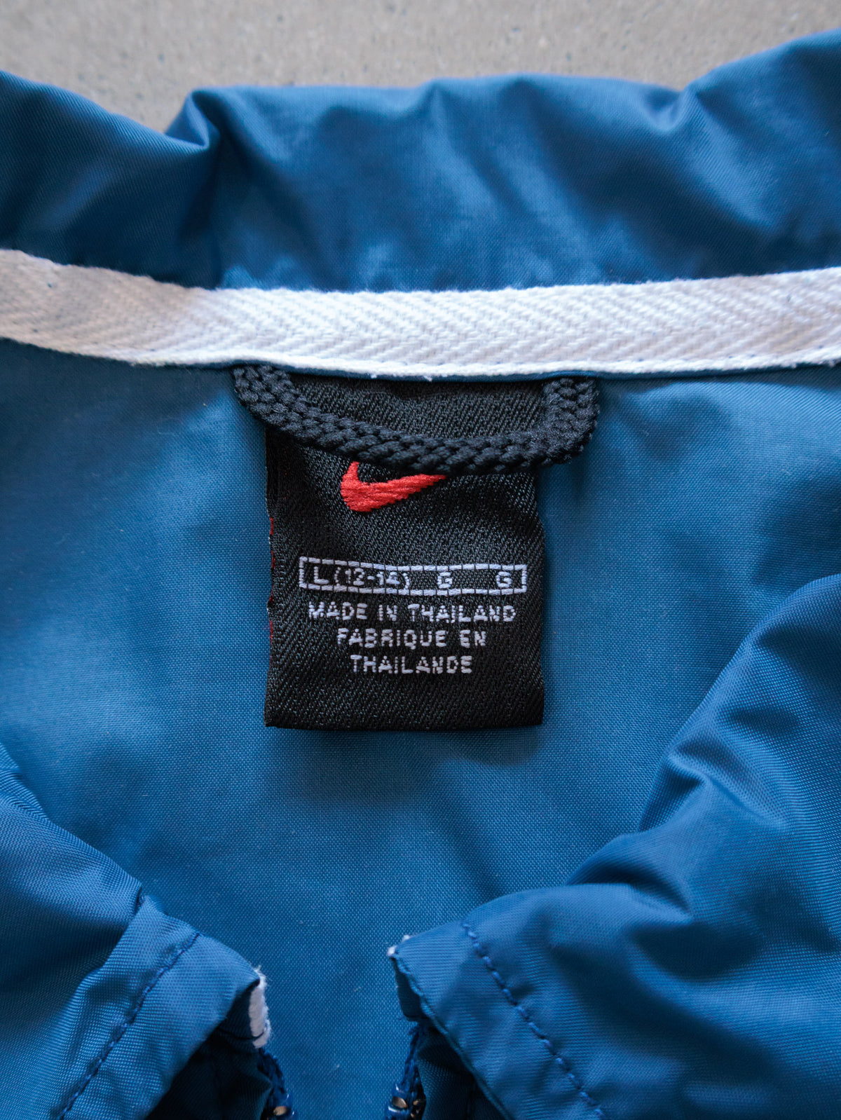 Vintage 00s Blue Nike Windbreaker (Women's L)
