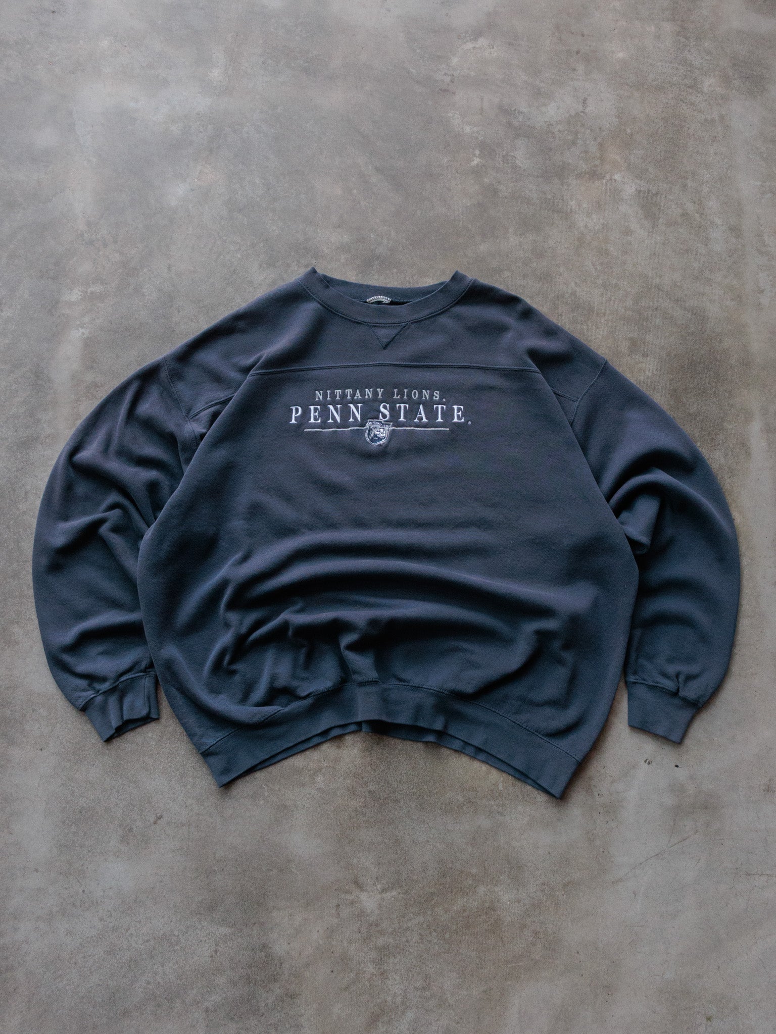 Vintage Navy Penn State Nittany Lions Sweatshirt (-)