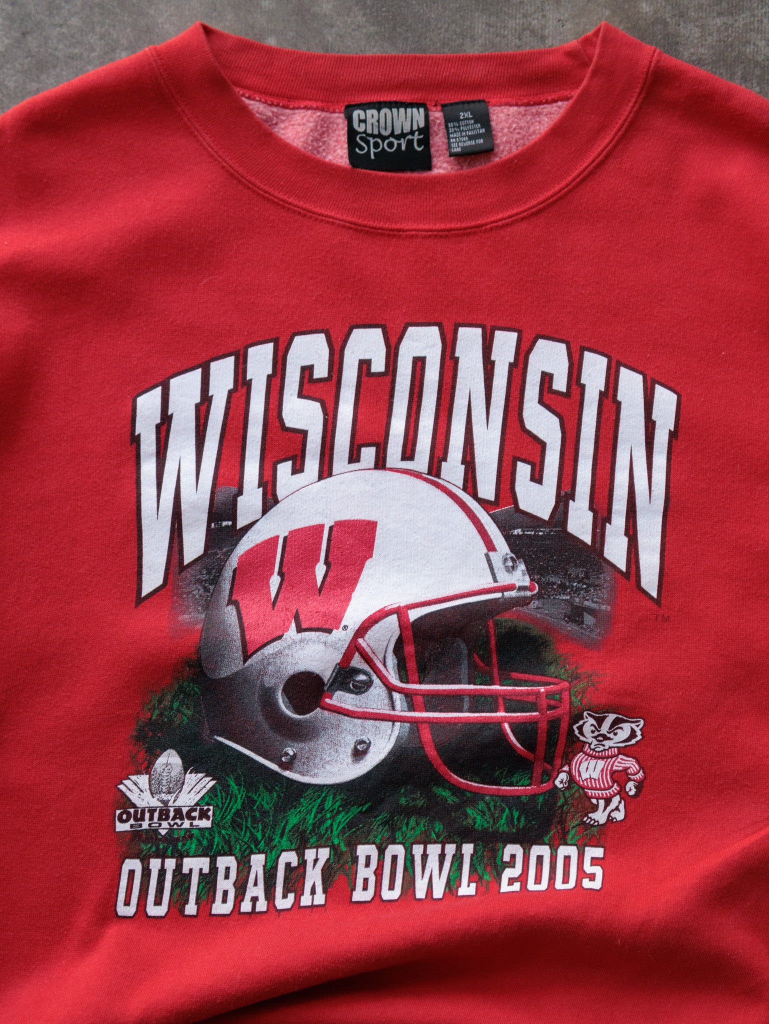 Vintage 2005 Red Wisconsin Sweatshirt (2XL)