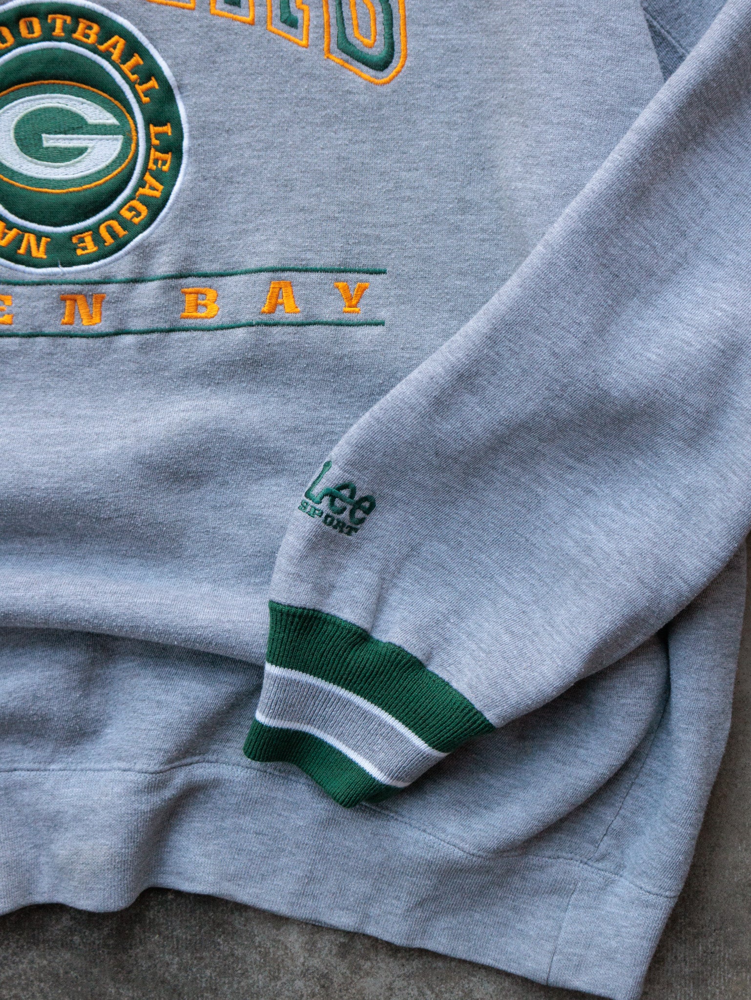 Vintage 90s Grey Green Bay Packers Lee Sport V-Neck Sweatshirt (L)