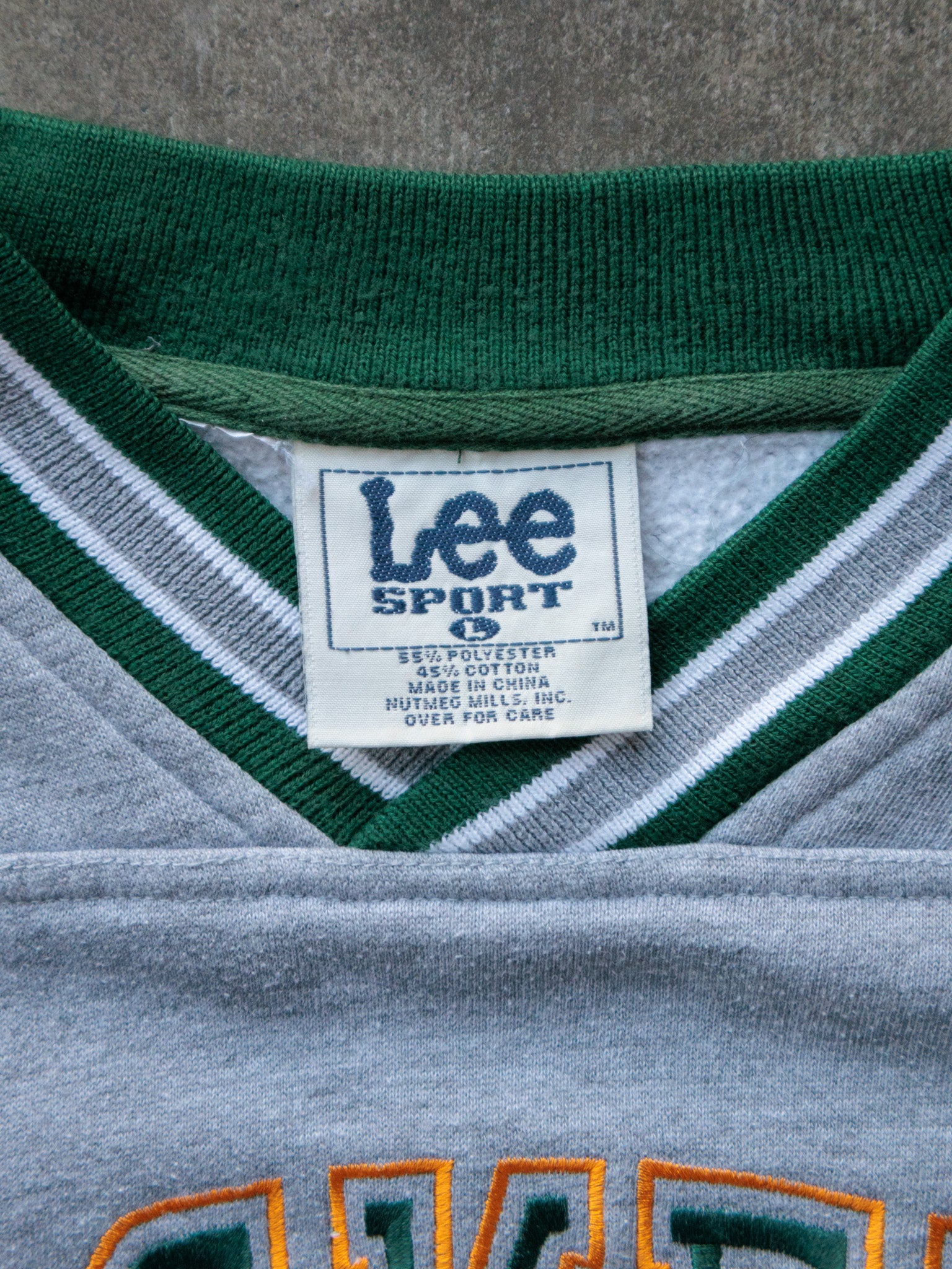 Vintage 90s Grey Green Bay Packers Lee Sport V-Neck Sweatshirt (L)
