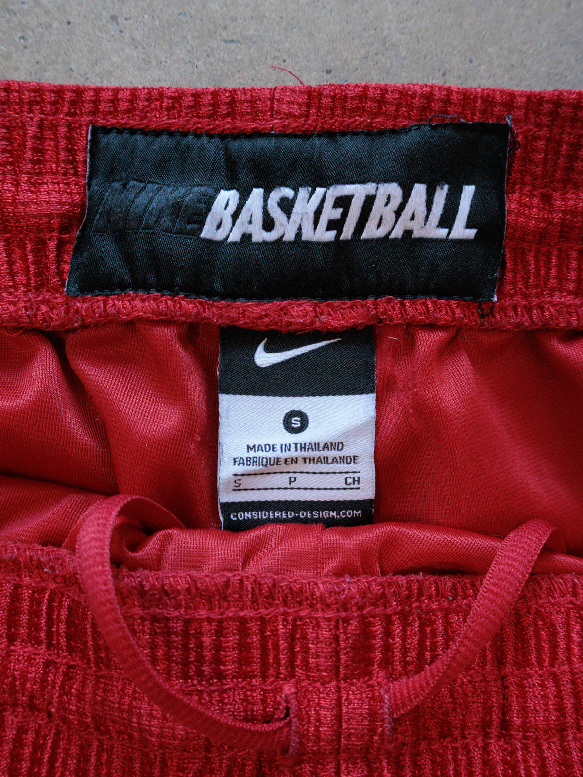 Vintage 00s Red Nike Basketball Shorts (S)