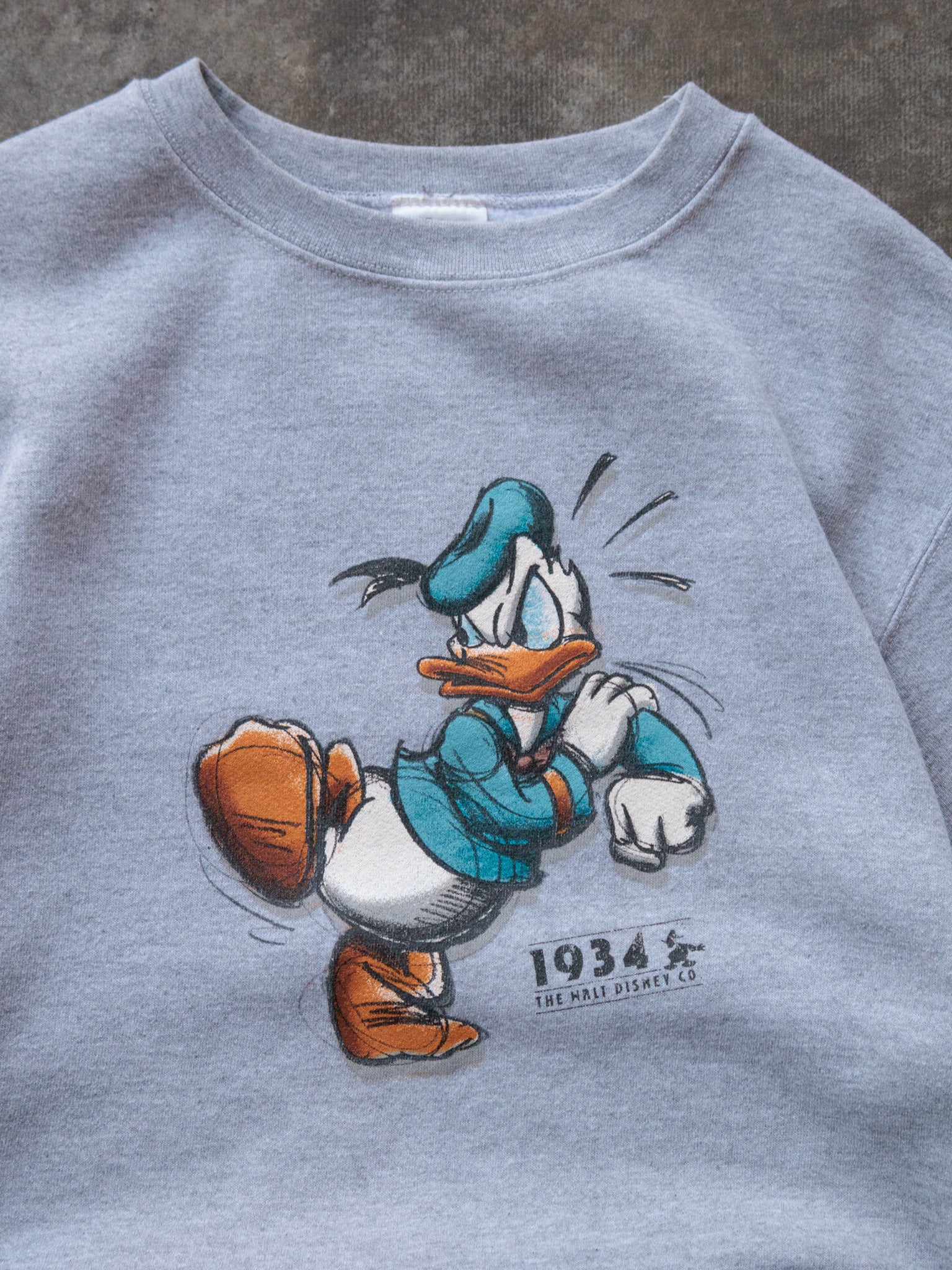 Vintage 90s Grey Disney Donald Duck Sweatshirt (S)