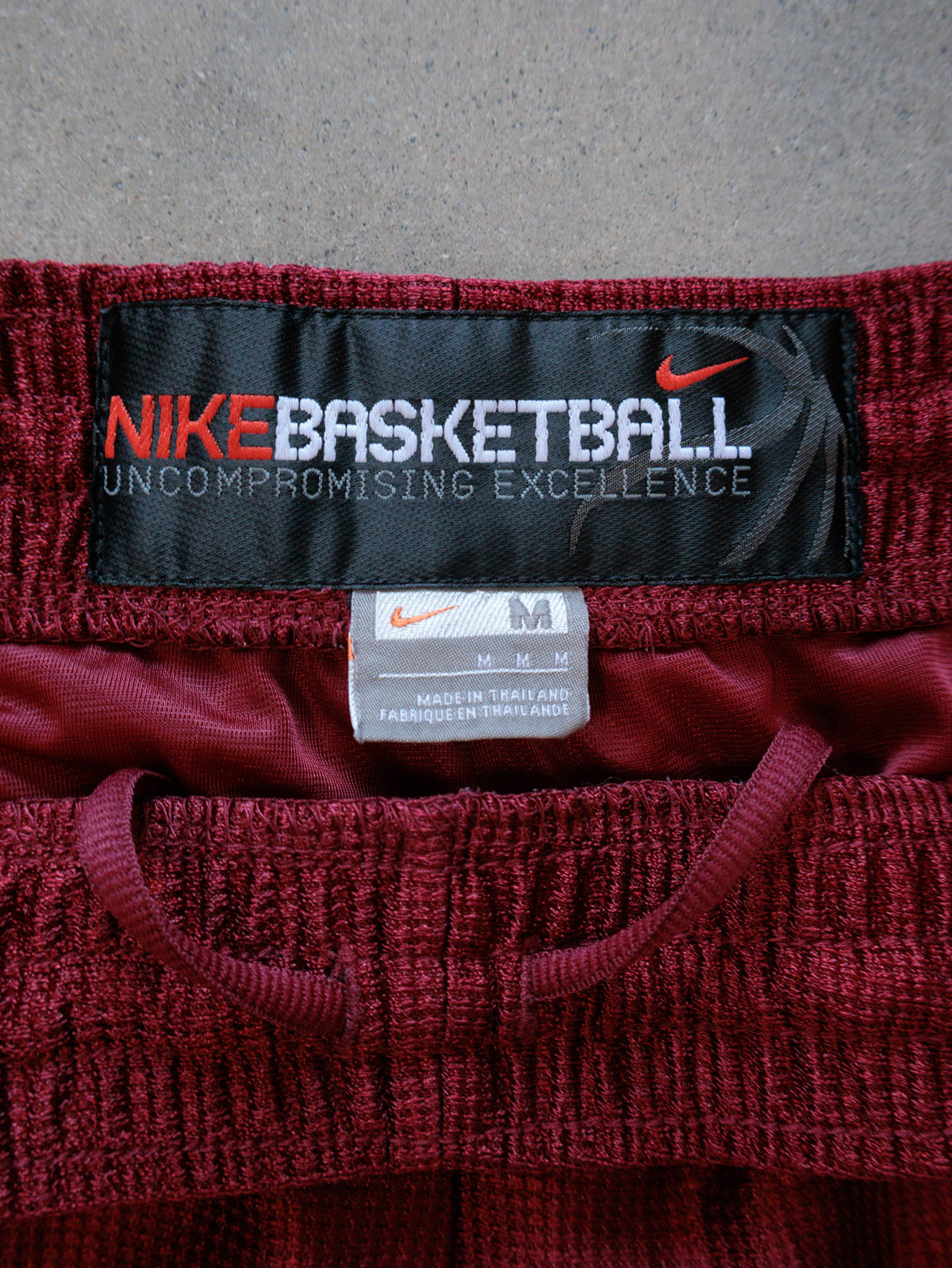 Vintage 00s Maroon Nike Basketball Shorts (M)