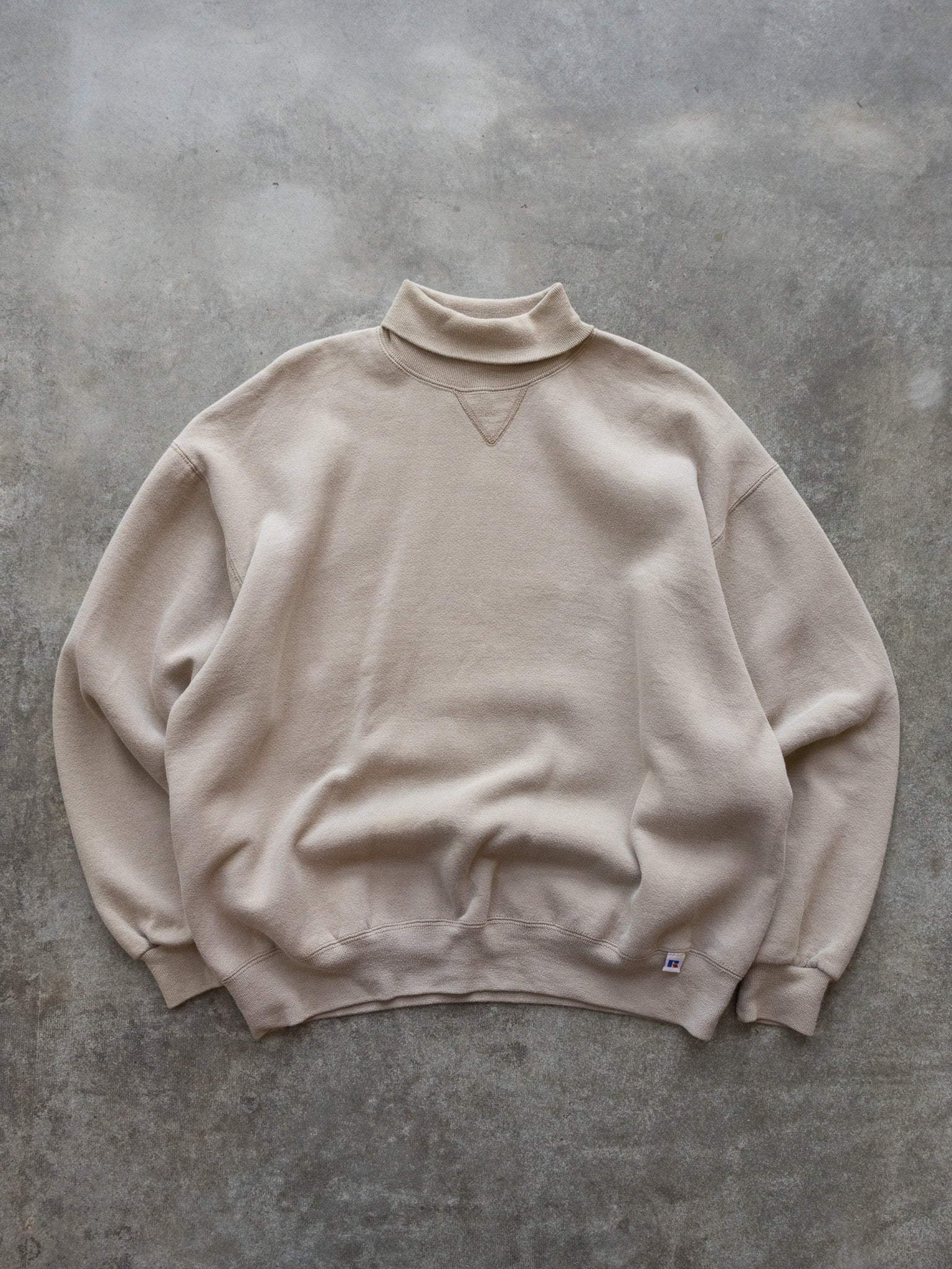 Vintage 90s Beige Russell Athletic Turtleneck Sweatshirt (XL)