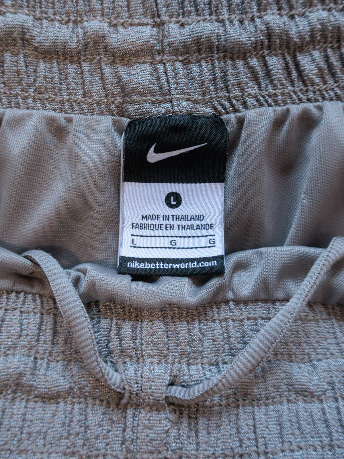 Vintage 00s Grey Nike Shorts (L)