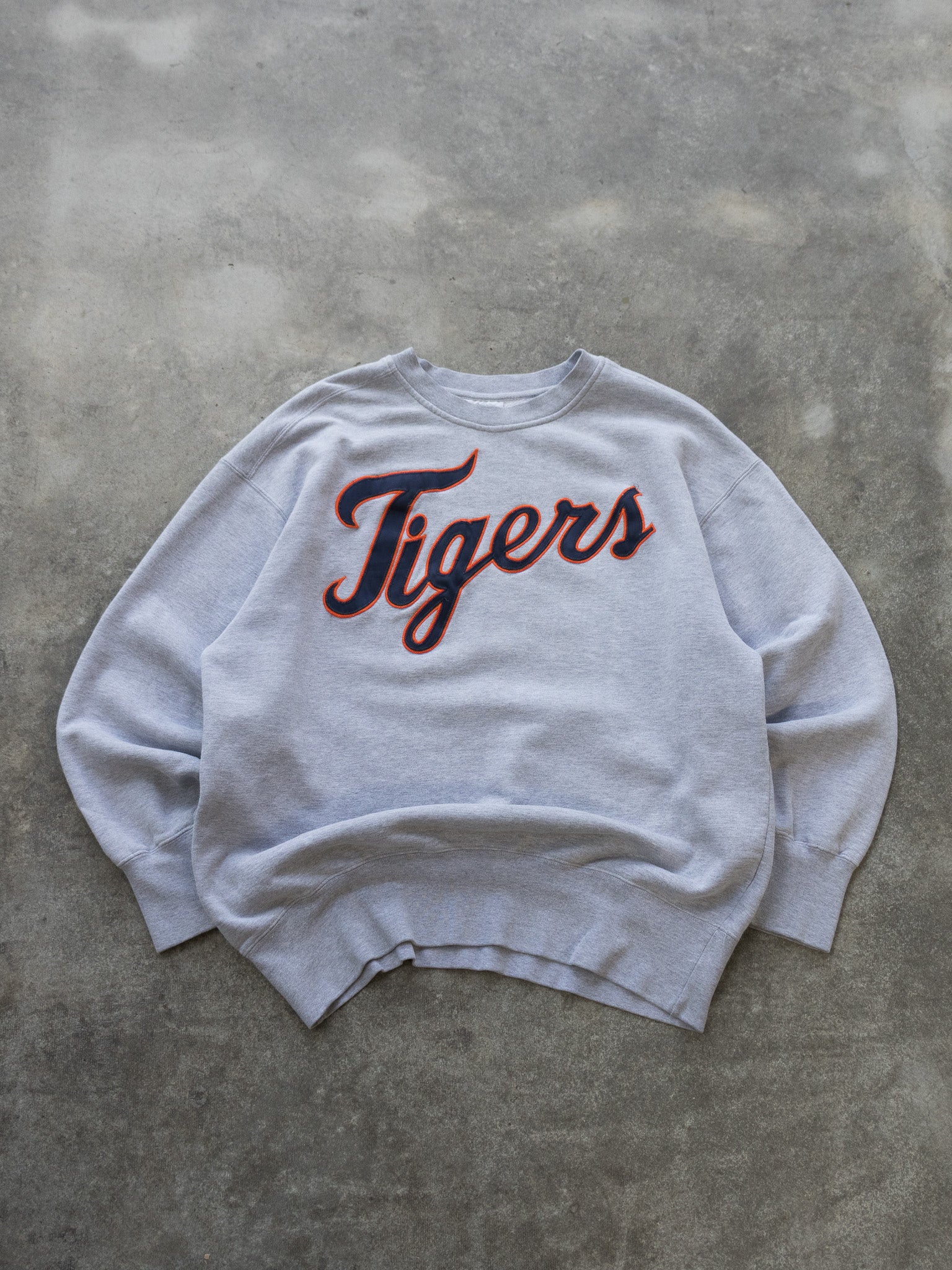 Vintage Grey Tigers Sweatshirt (XL)