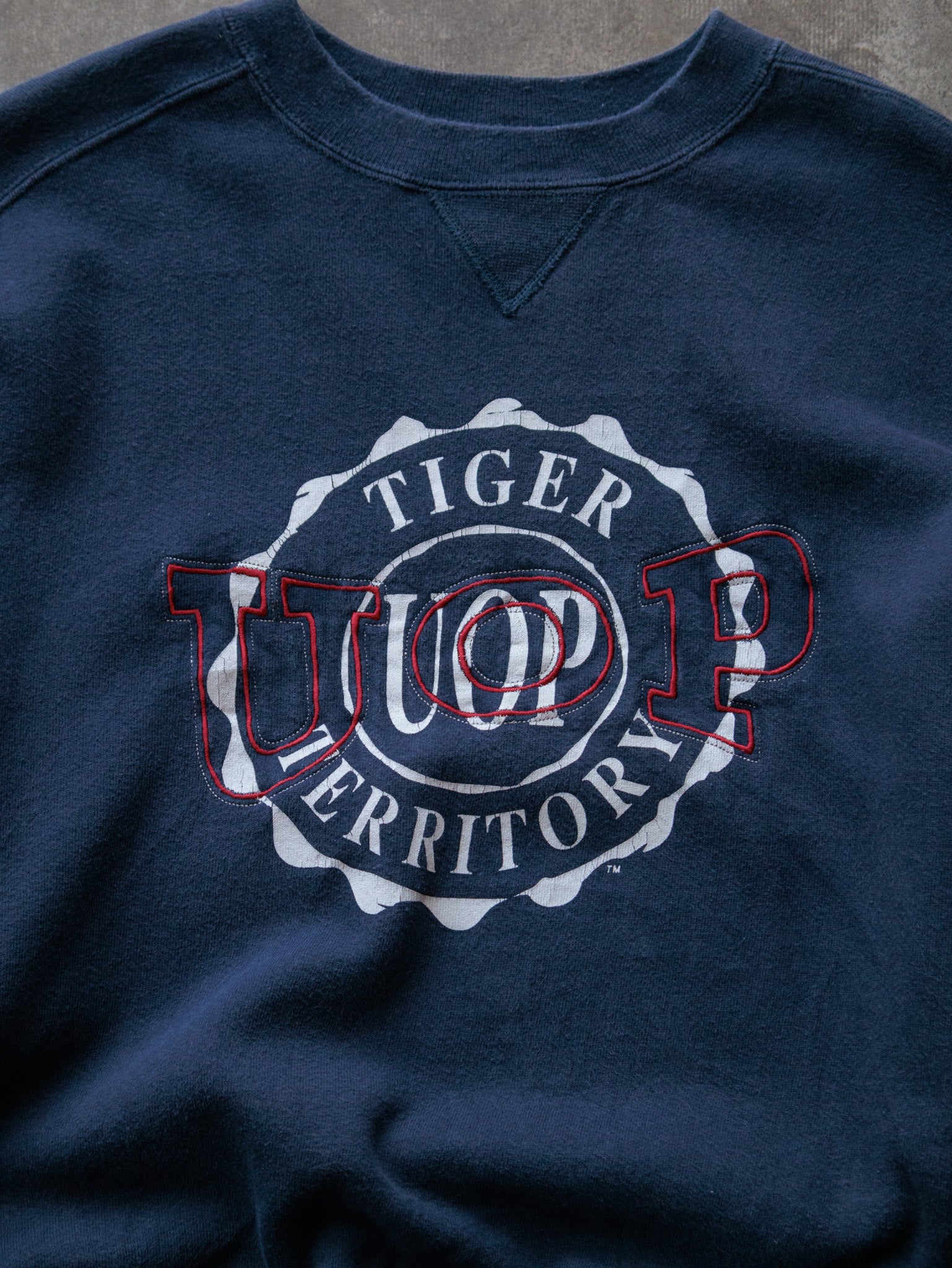 Vintage 90s Navy Russell Athletic UOP Tiger Territory Sweatshirt (L)