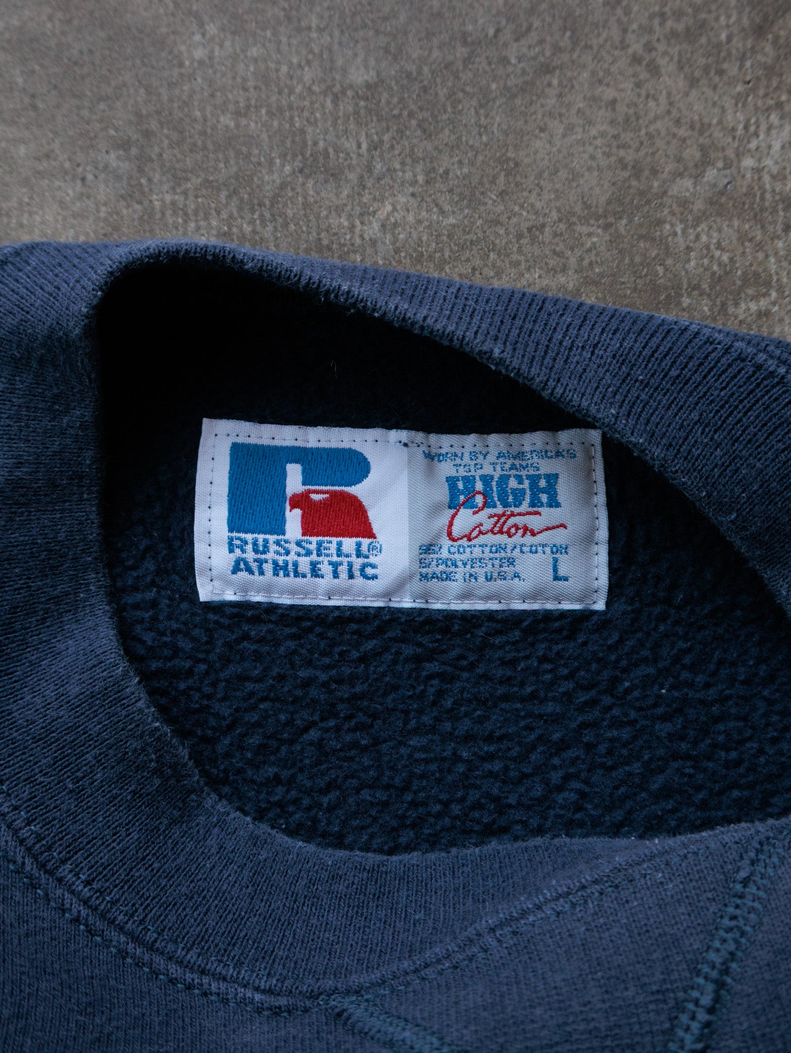Vintage 90s Navy Russell Athletic UOP Tiger Territory Sweatshirt (L)