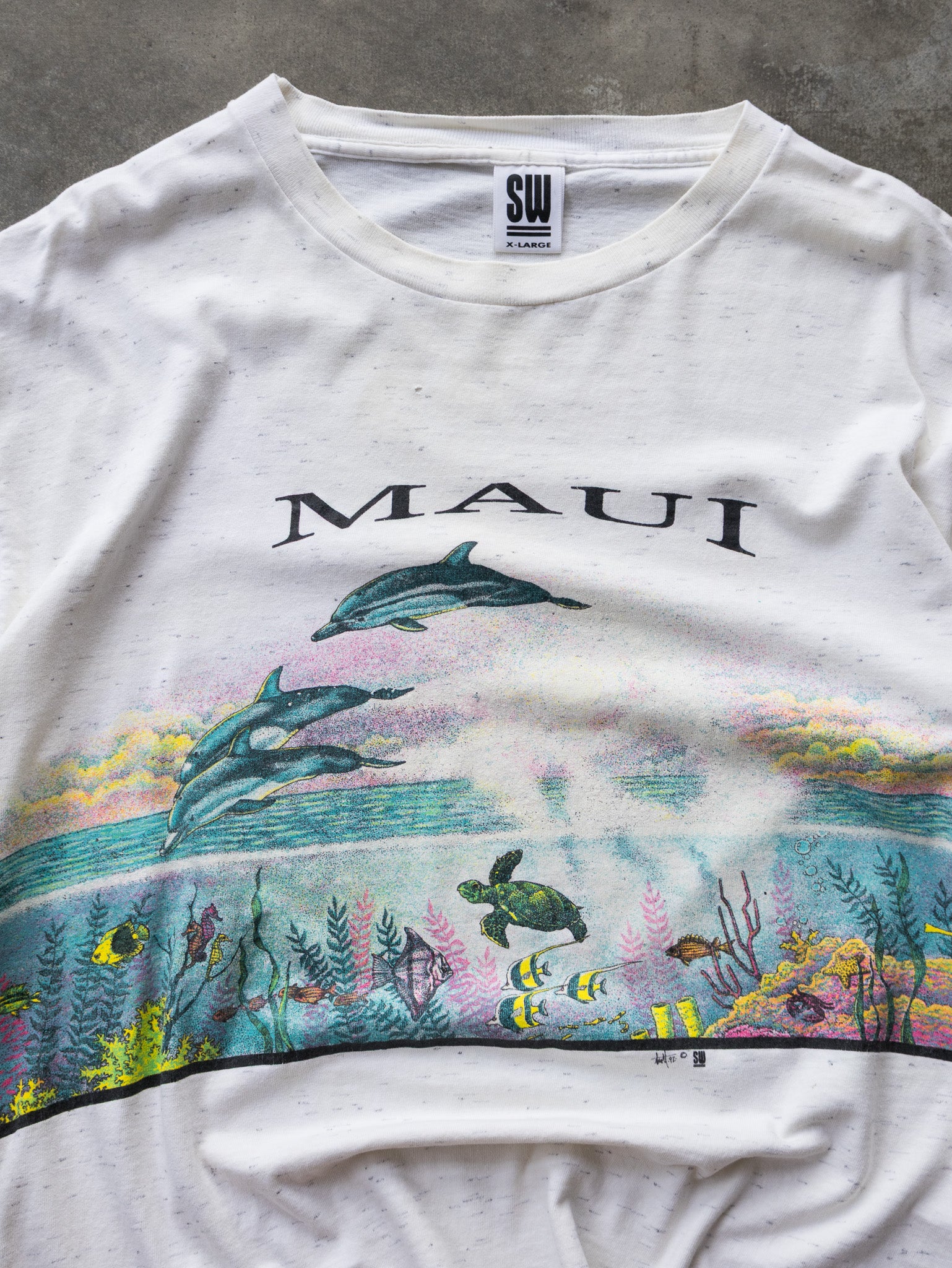 Vintage 90s White Maui Dolphin Wrap Around Tee (XL)