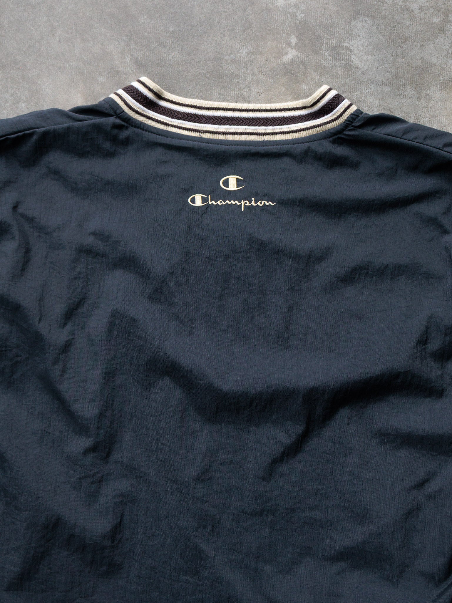 Vintage 90s Black Pacific Lutheran University Jacket (M)