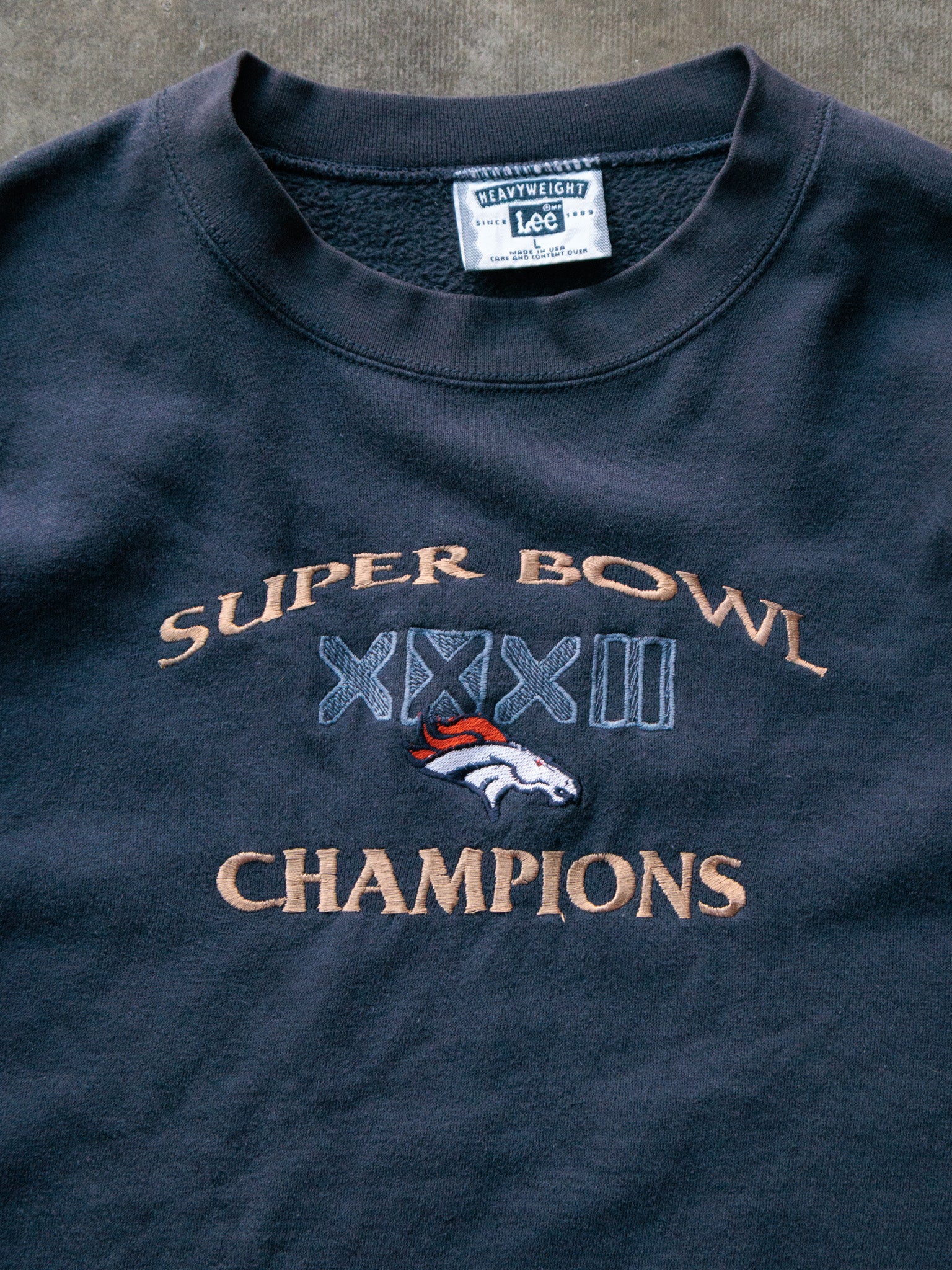 Vintage 1998 Navy Lee Denver Broncos Super Bowl Champions Sweatshirt (L)