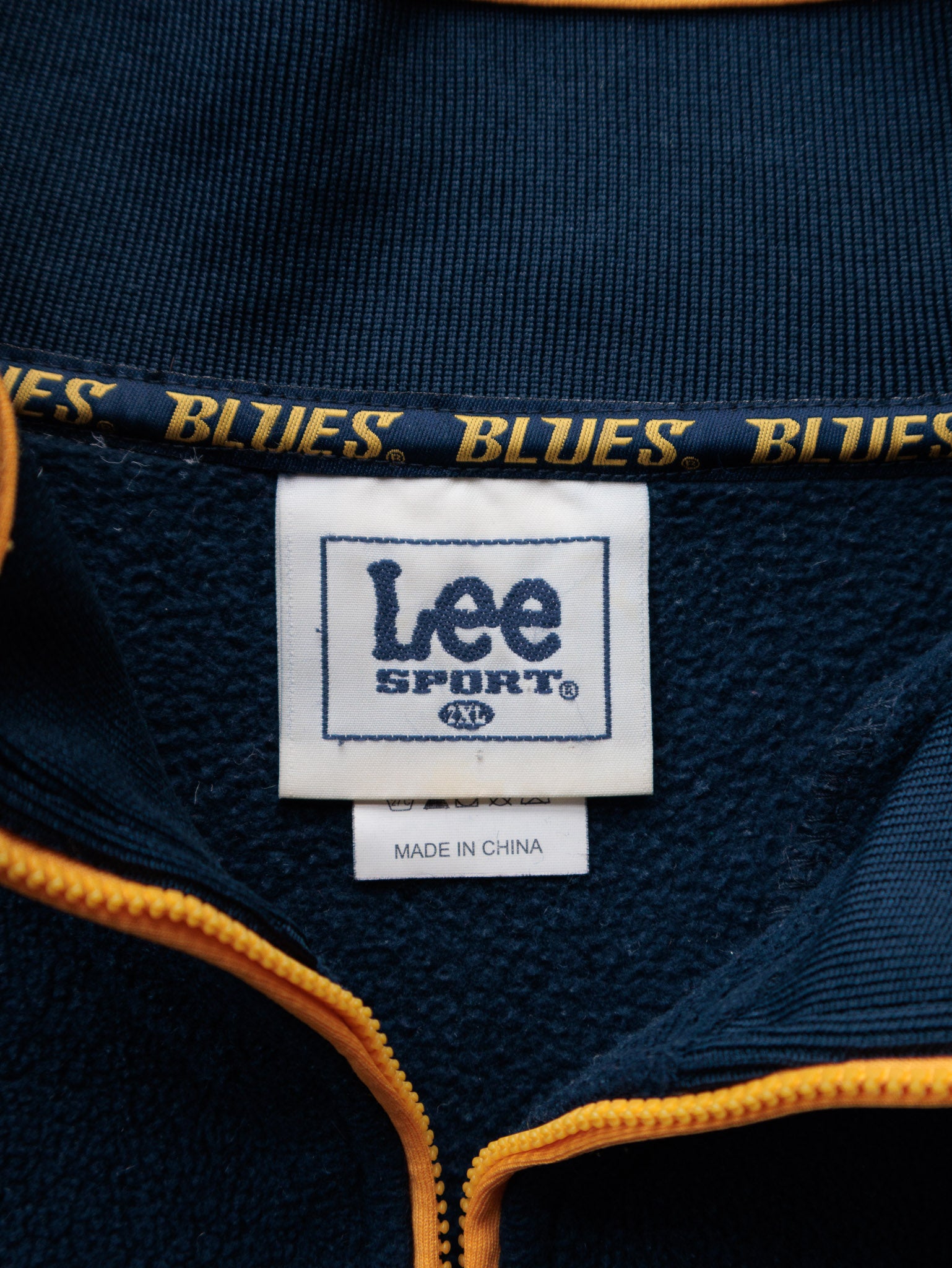 Vintage 00s St. Louis Blues Fleece Sweatshirt (2XL)