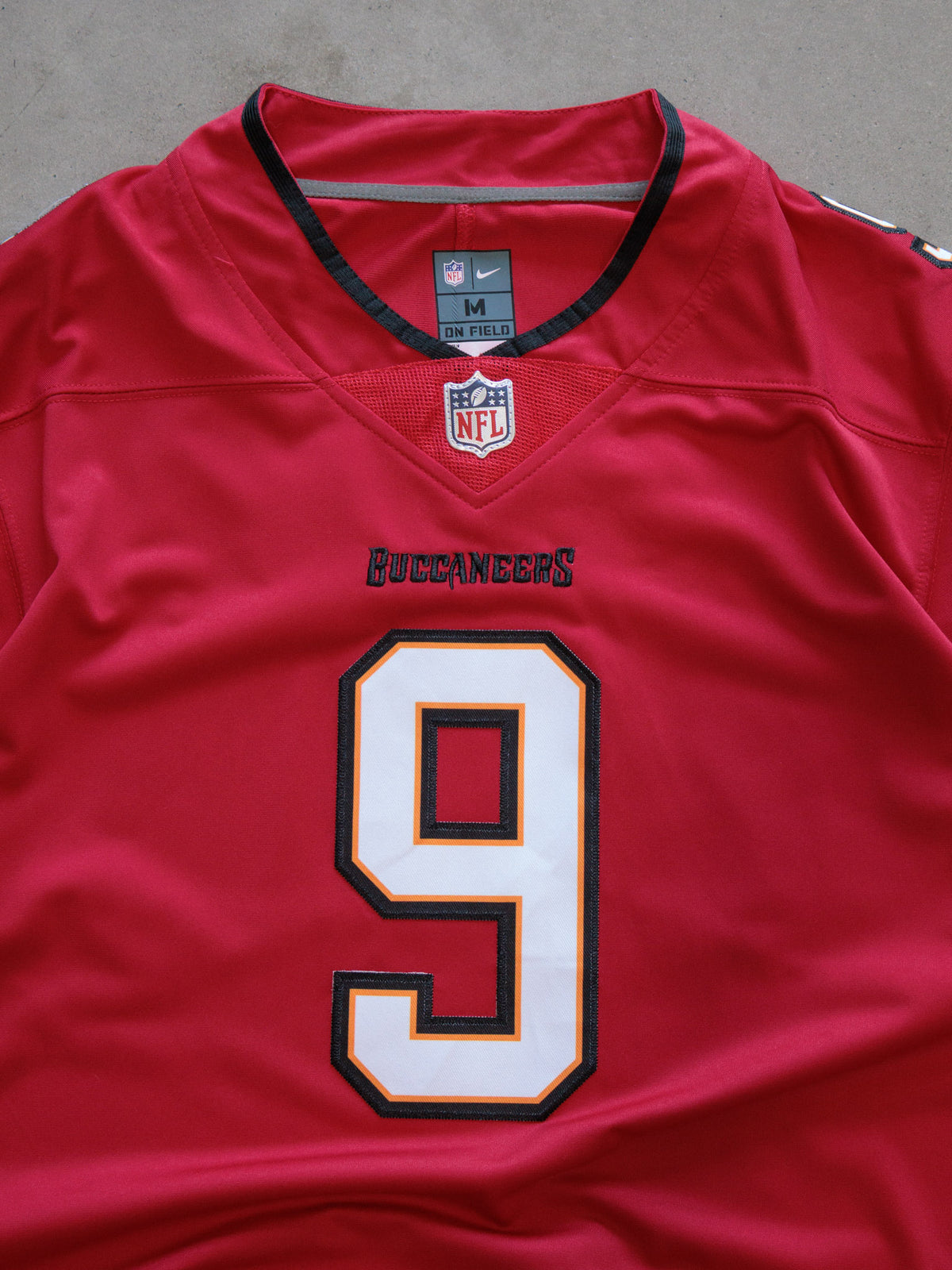 Red Nike Tampa Bay Buccaneers Egbuka Jersey (M)