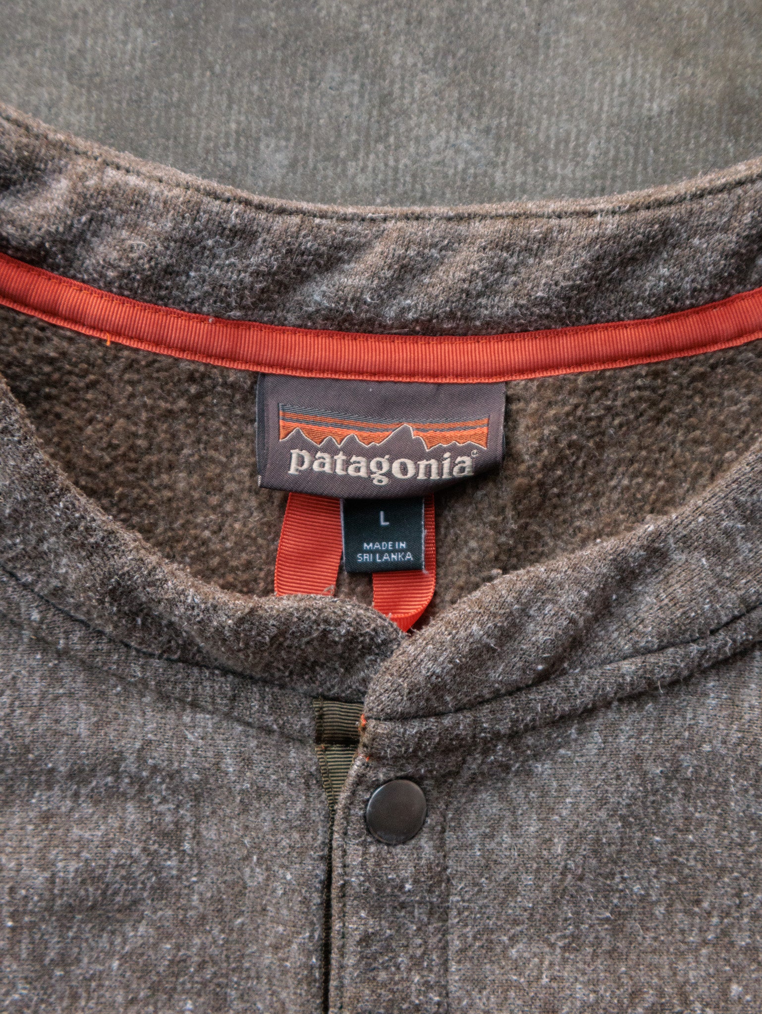 Vintage Brown Patagonia Fleece Sweatshirt (L)