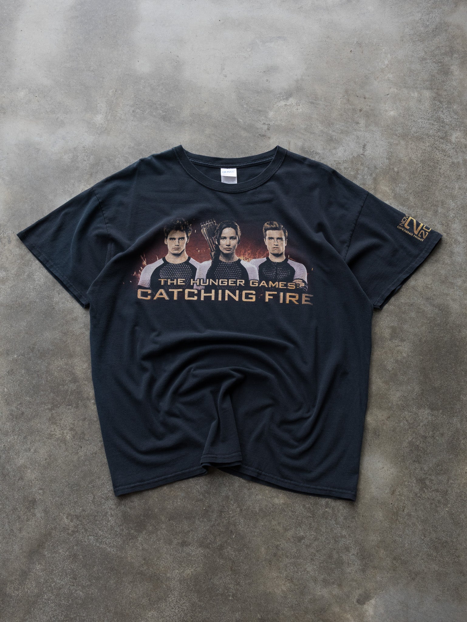Vintage The Hunger Games Catching Fire Opening Night Movie Tee (XL)