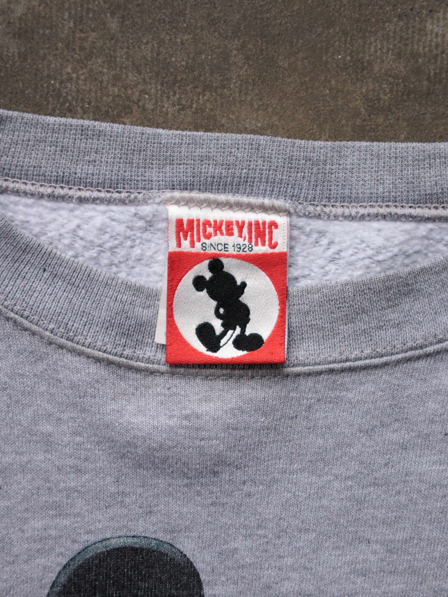 Vintage Grey Walt Disney World Mickey Mouse Sweatshirt (S)